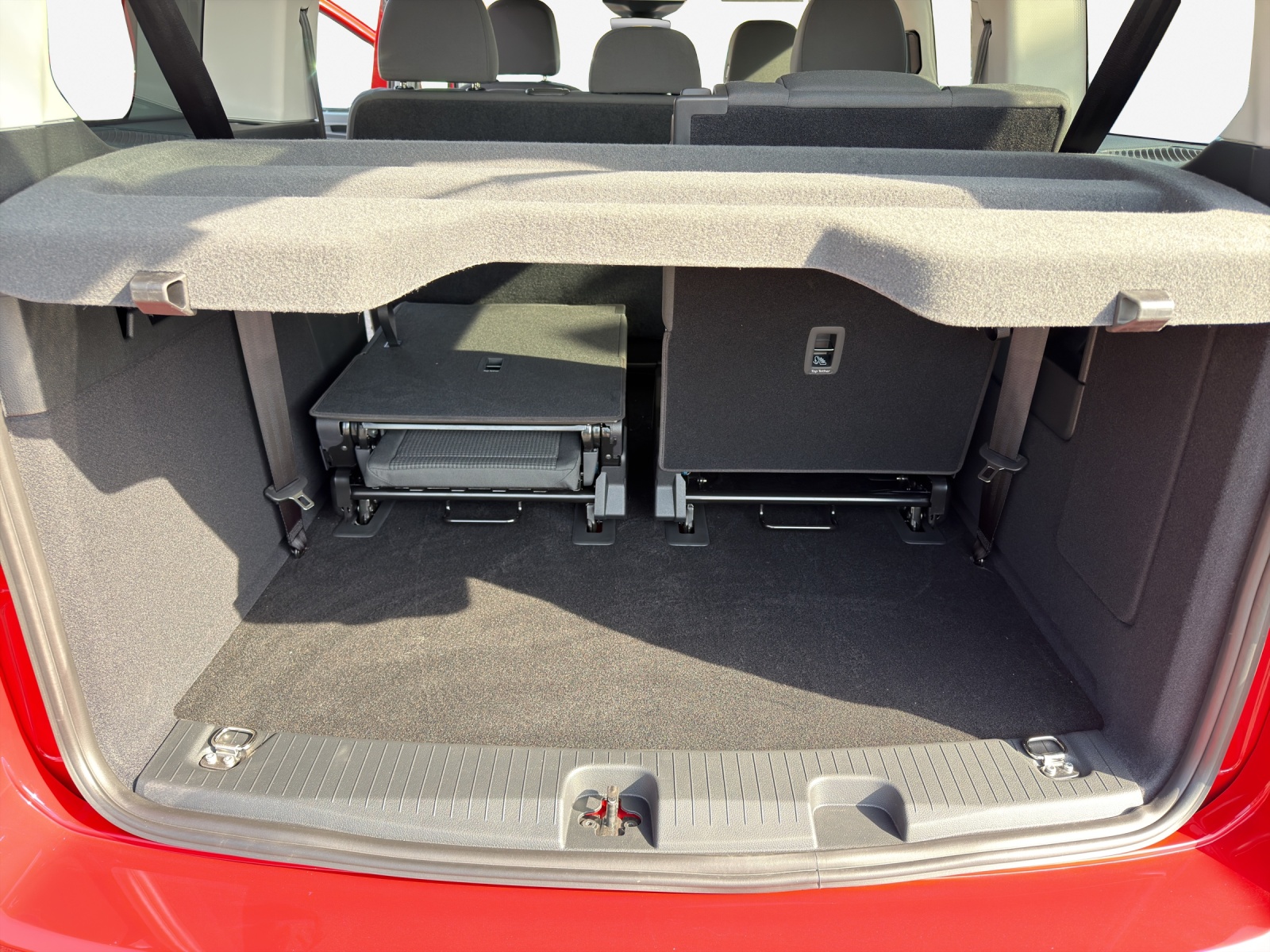 VW Caddy Maxi 1.5TSI 116PS DSG-image-12