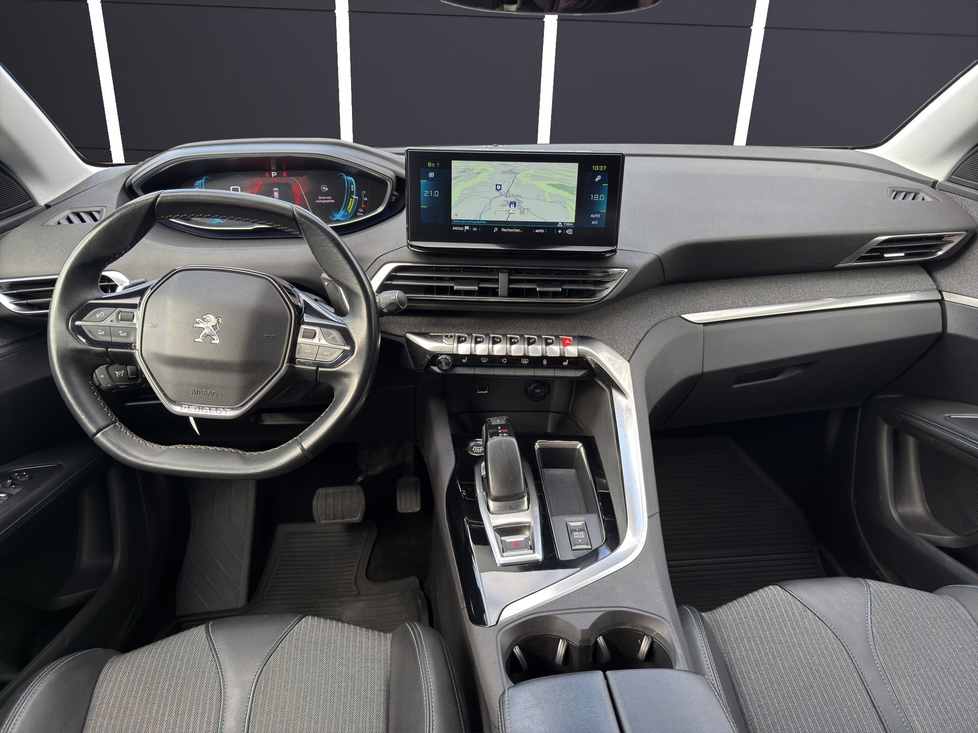PEUGEOT 3008 1.6 PHEV Allure Pack-image-7