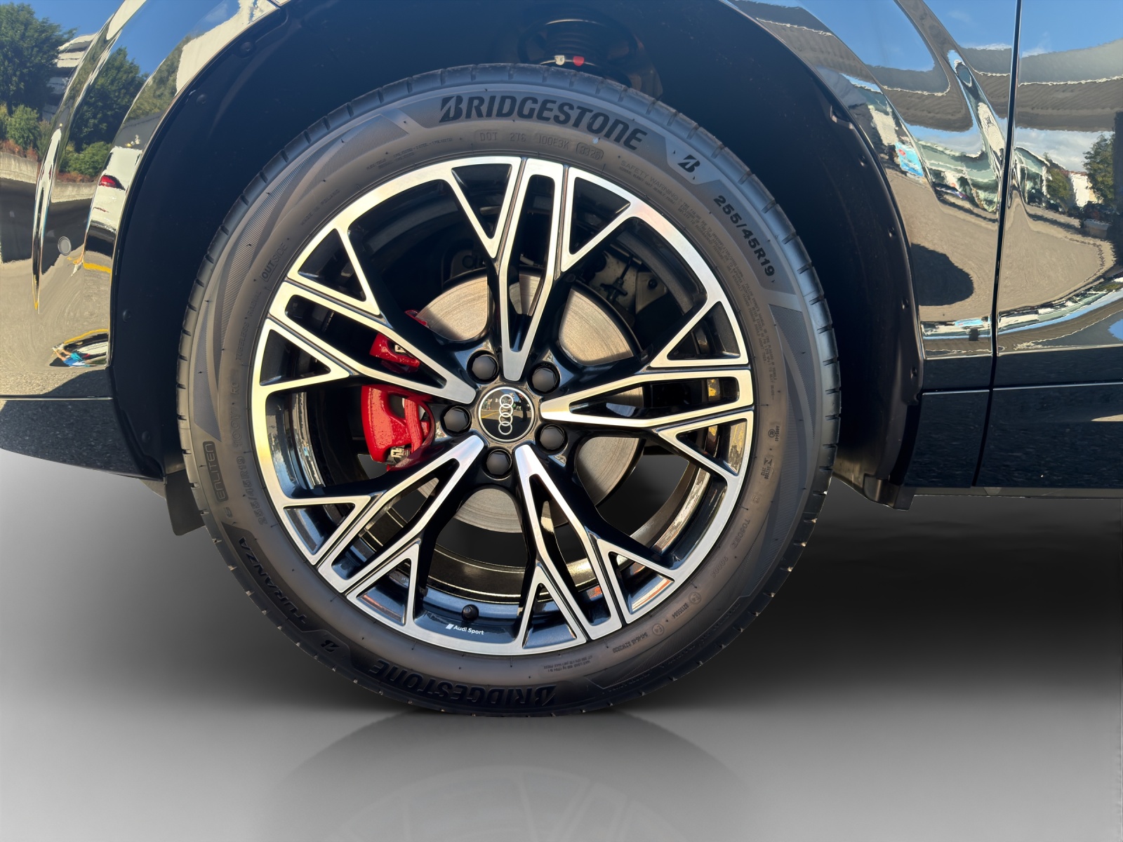 AUDI Q3 SUV 110 kW TFSI S tronic-image-13