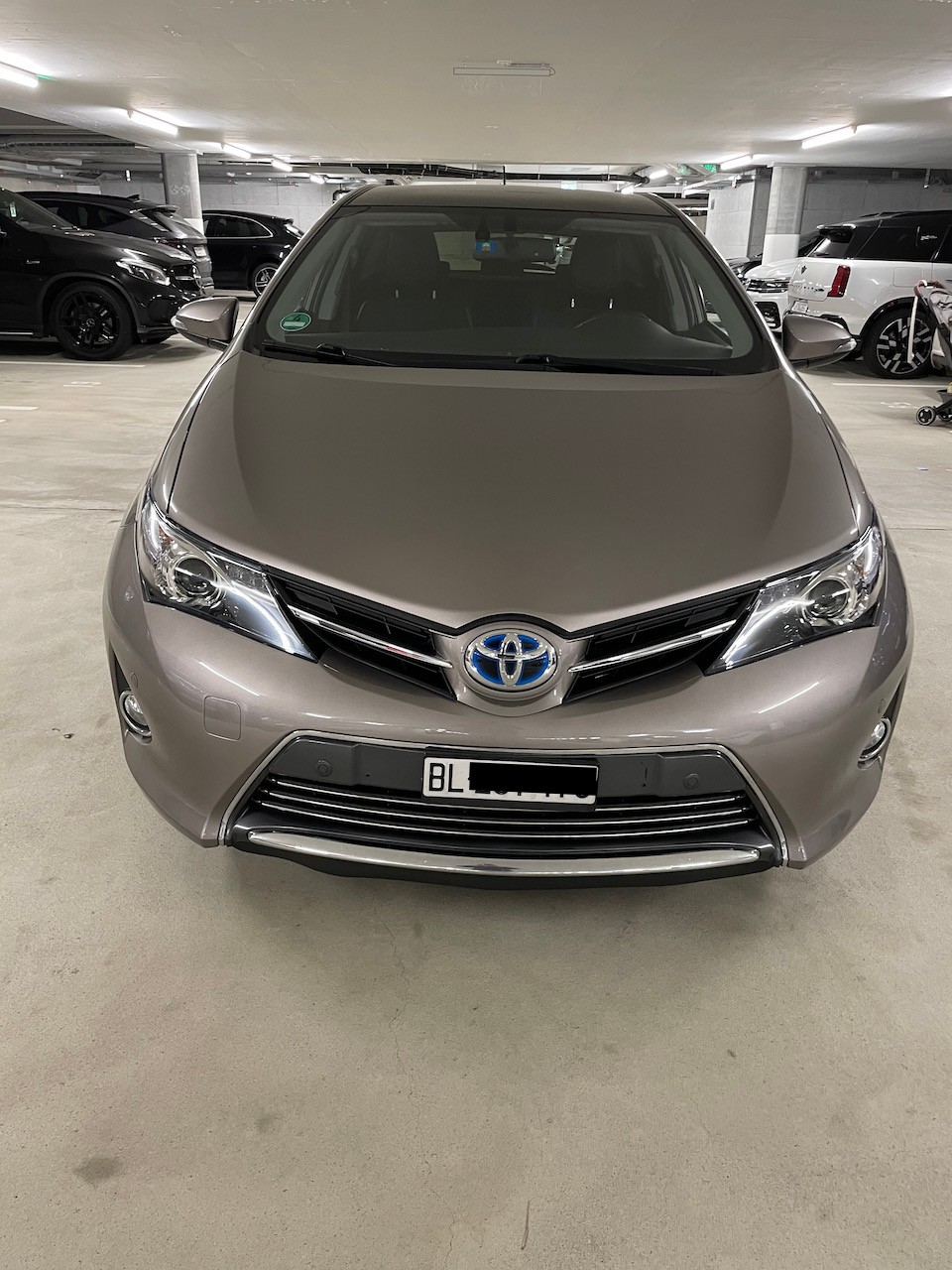 TOYOTA Auris 1.8 16V HSD Linea Sol-image-2