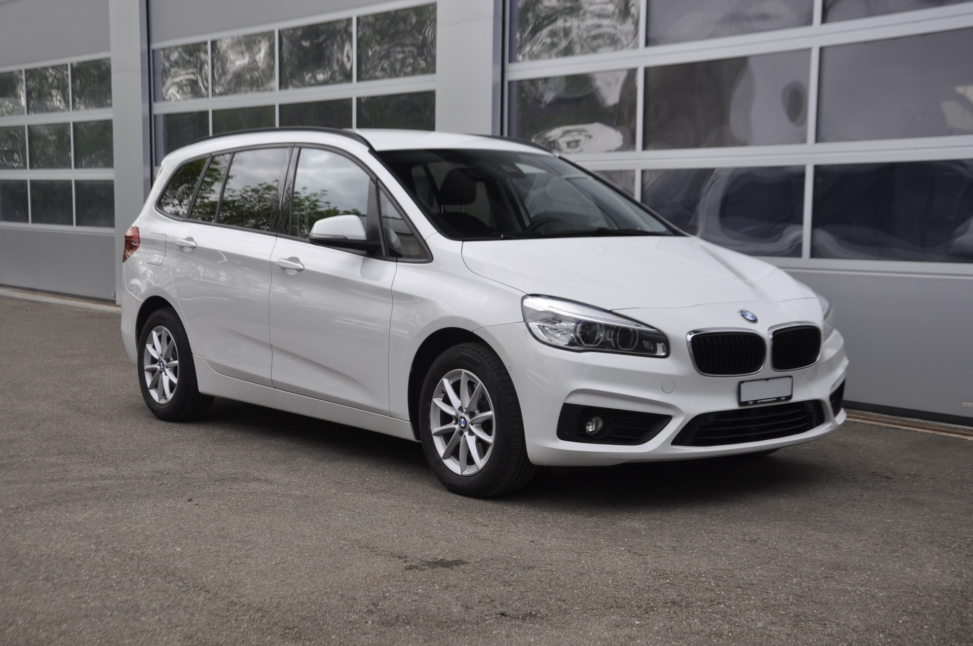 BMW 218d xDrive Gran Tourer Steptronic I Anhängerkupplung (für Veloträger)