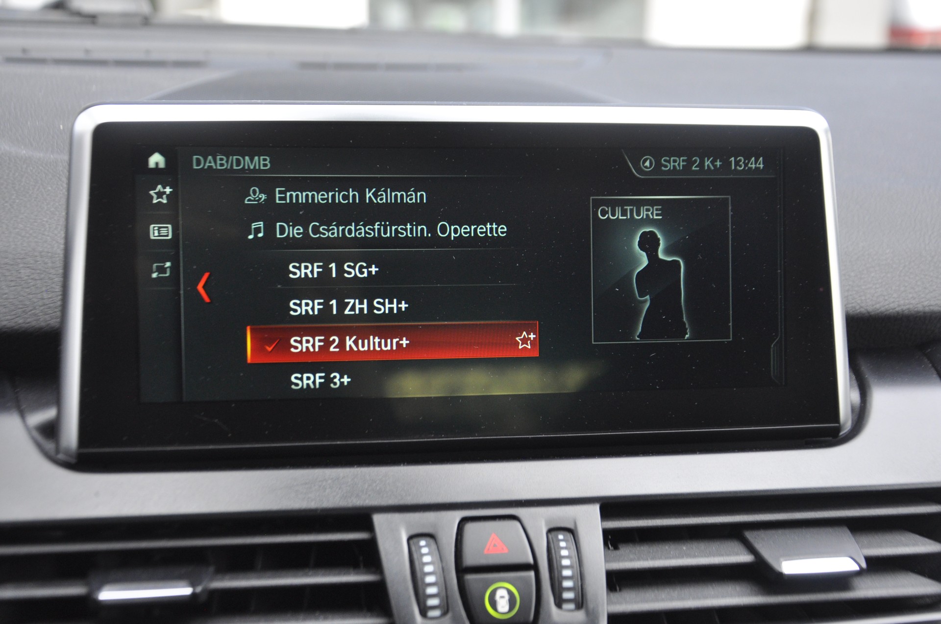 BMW 218d xDrive Gran Tourer Steptronic I Anhängerkupplung (für Veloträger)-image-13