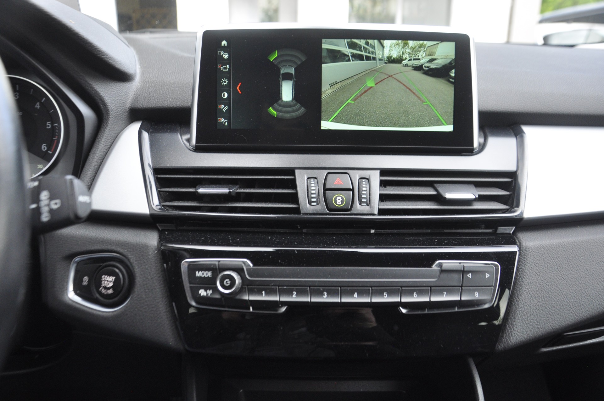 BMW 218d xDrive Gran Tourer Steptronic I Anhängerkupplung (für Veloträger)-image-10