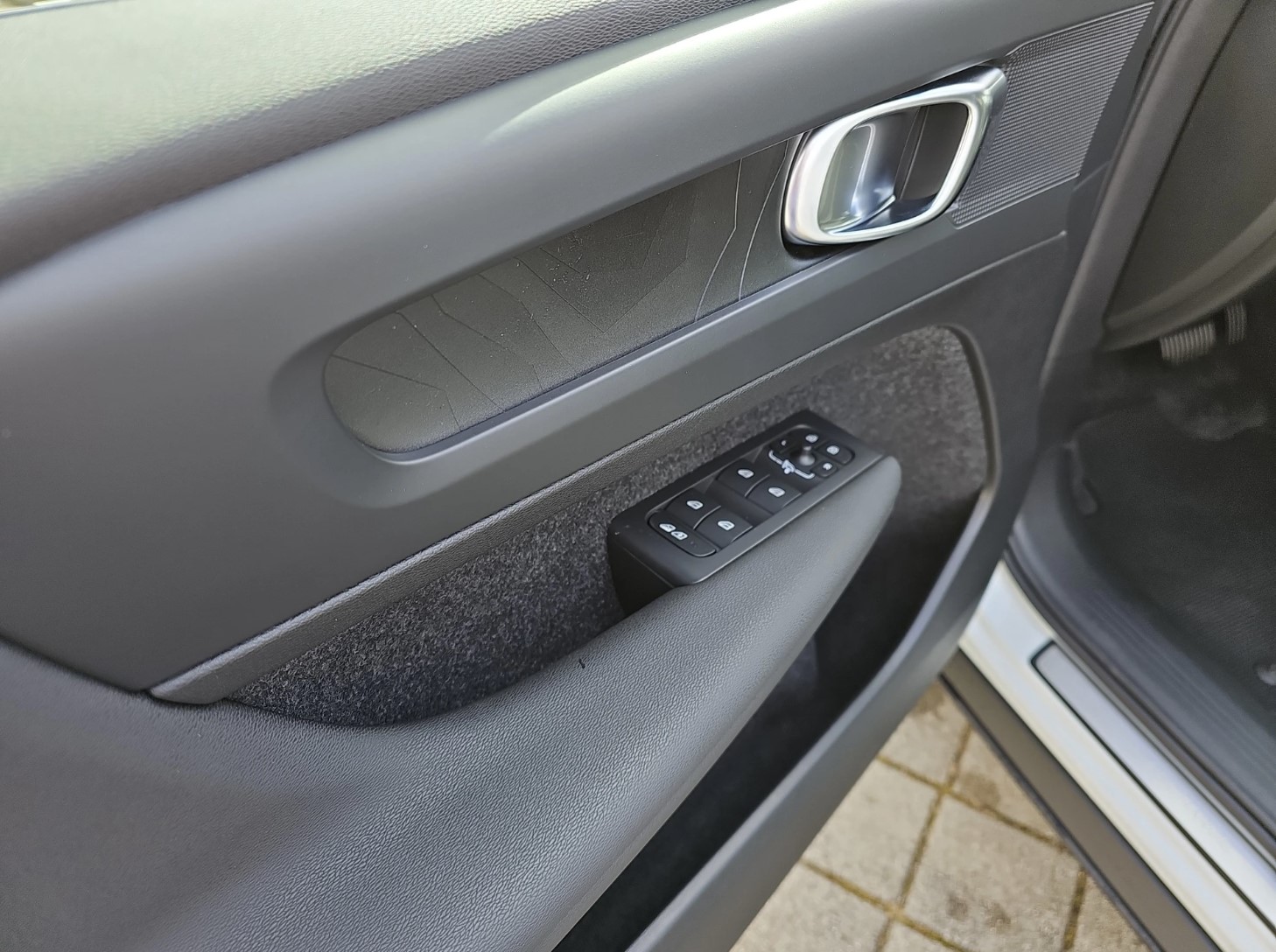 VOLVO C40 E80 Plus-image-5