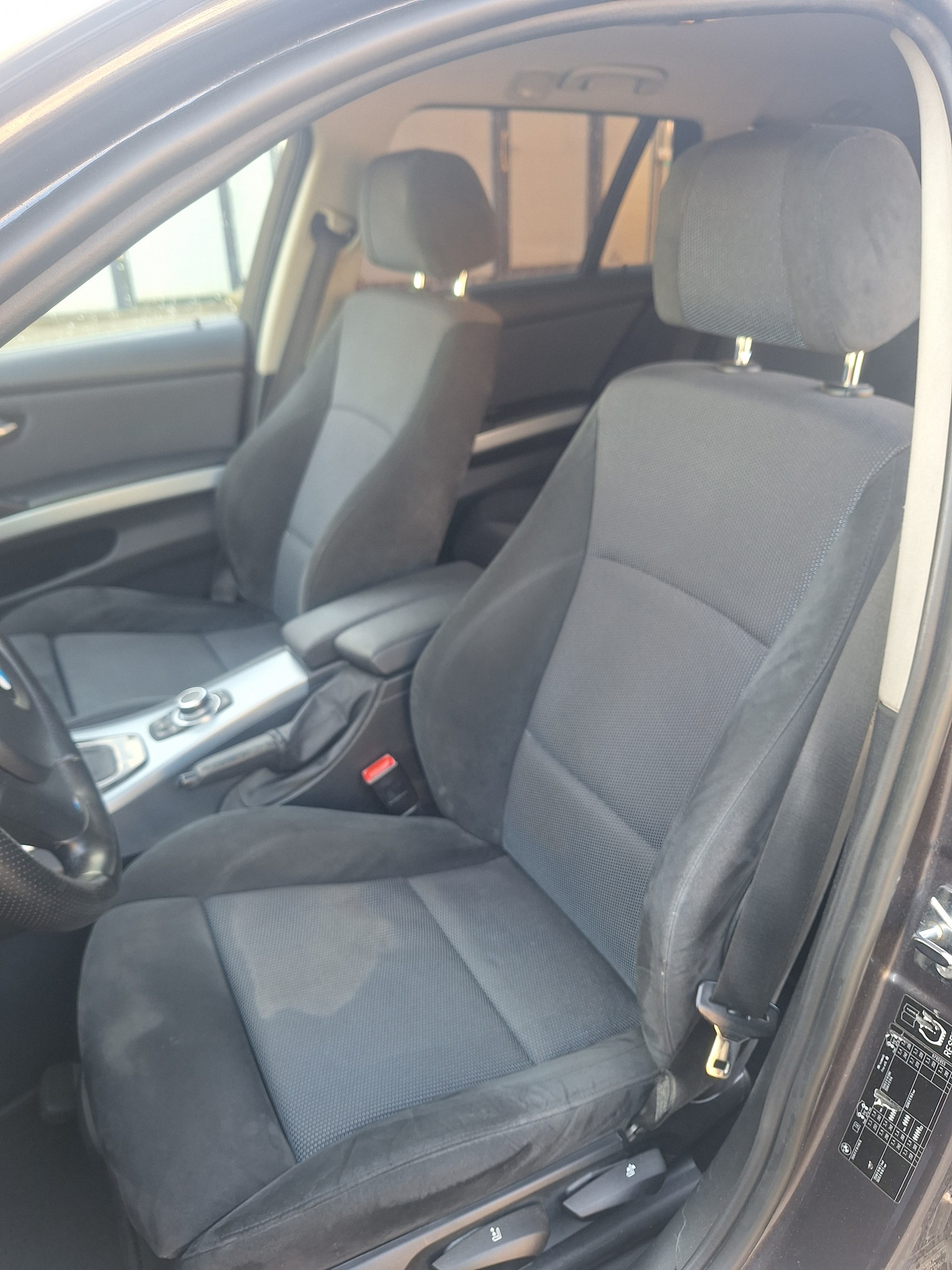BMW 325xi Touring Steptronic-image-5