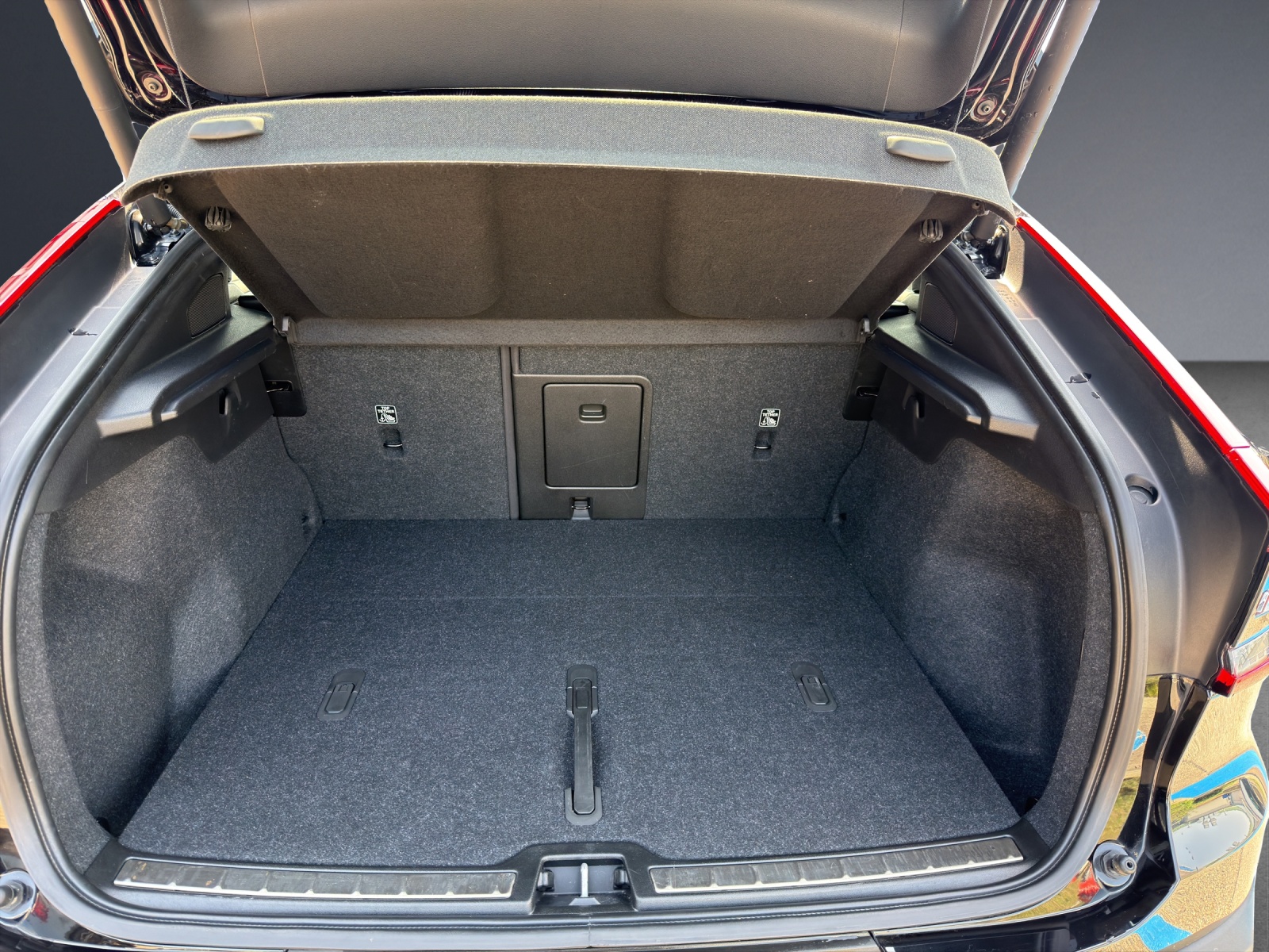 Image VOLVO C40 C40 Recharge P8 Twin AWD Pure Electric Ultimate
