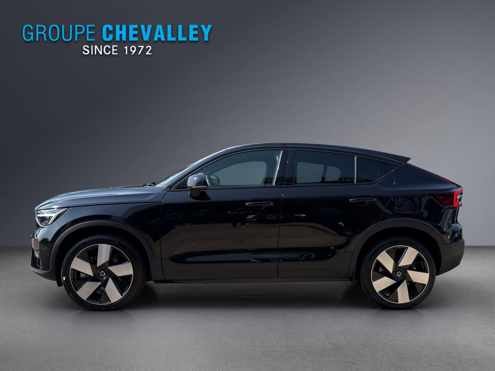 VOLVO C40 Recharge P8 Twin AWD Pure Electric Ultimate-image-2