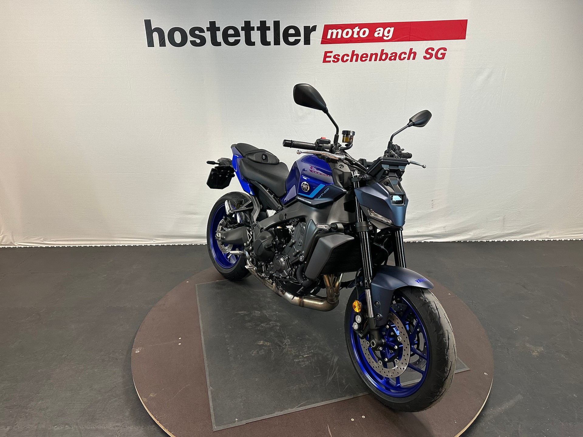YAMAHA MT-09