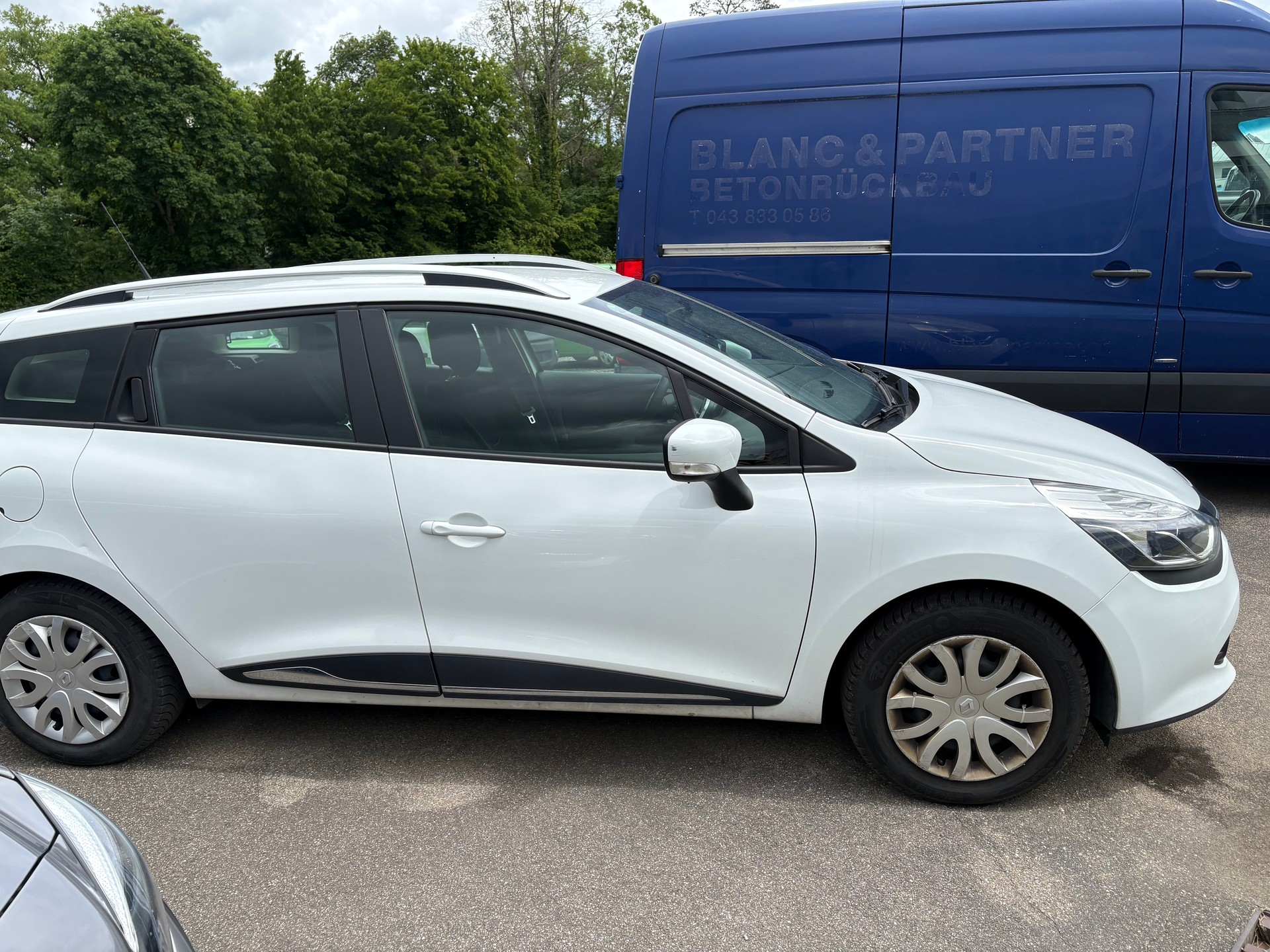 RENAULT Clio Grandtour 1.2 16V Expression-image-4