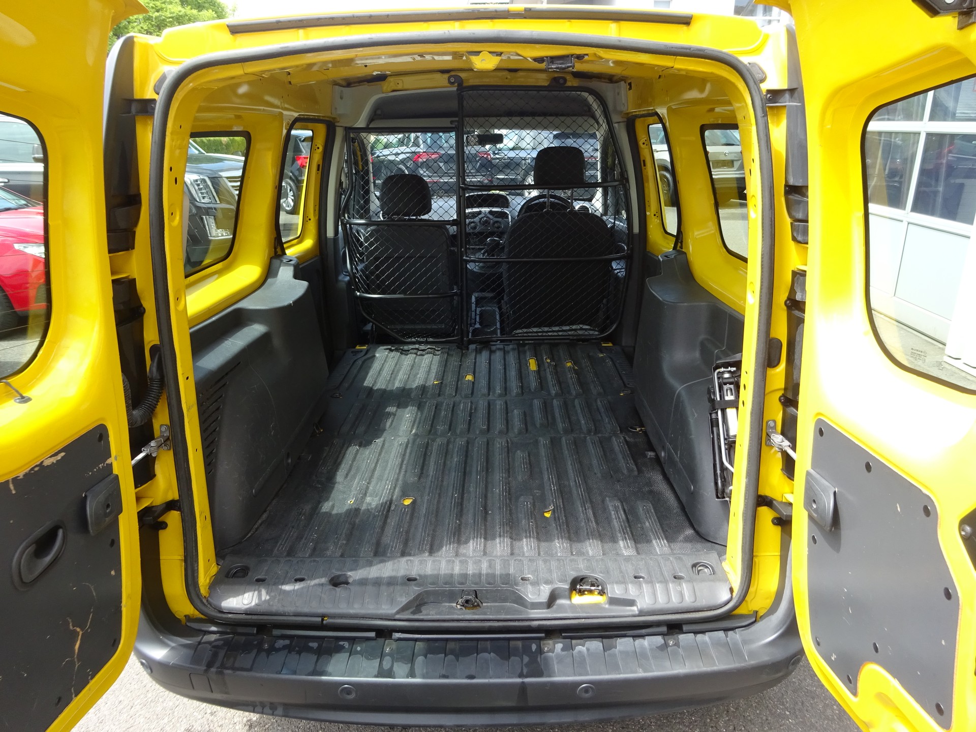 RENAULT Kangoo Maxi Z.E. 33 R60 Access 2 Plätze-image-11