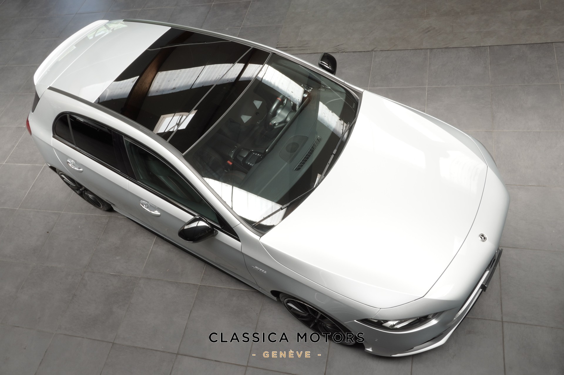 MERCEDES-BENZ A 35 AMG 4Matic Speedshift-image-15