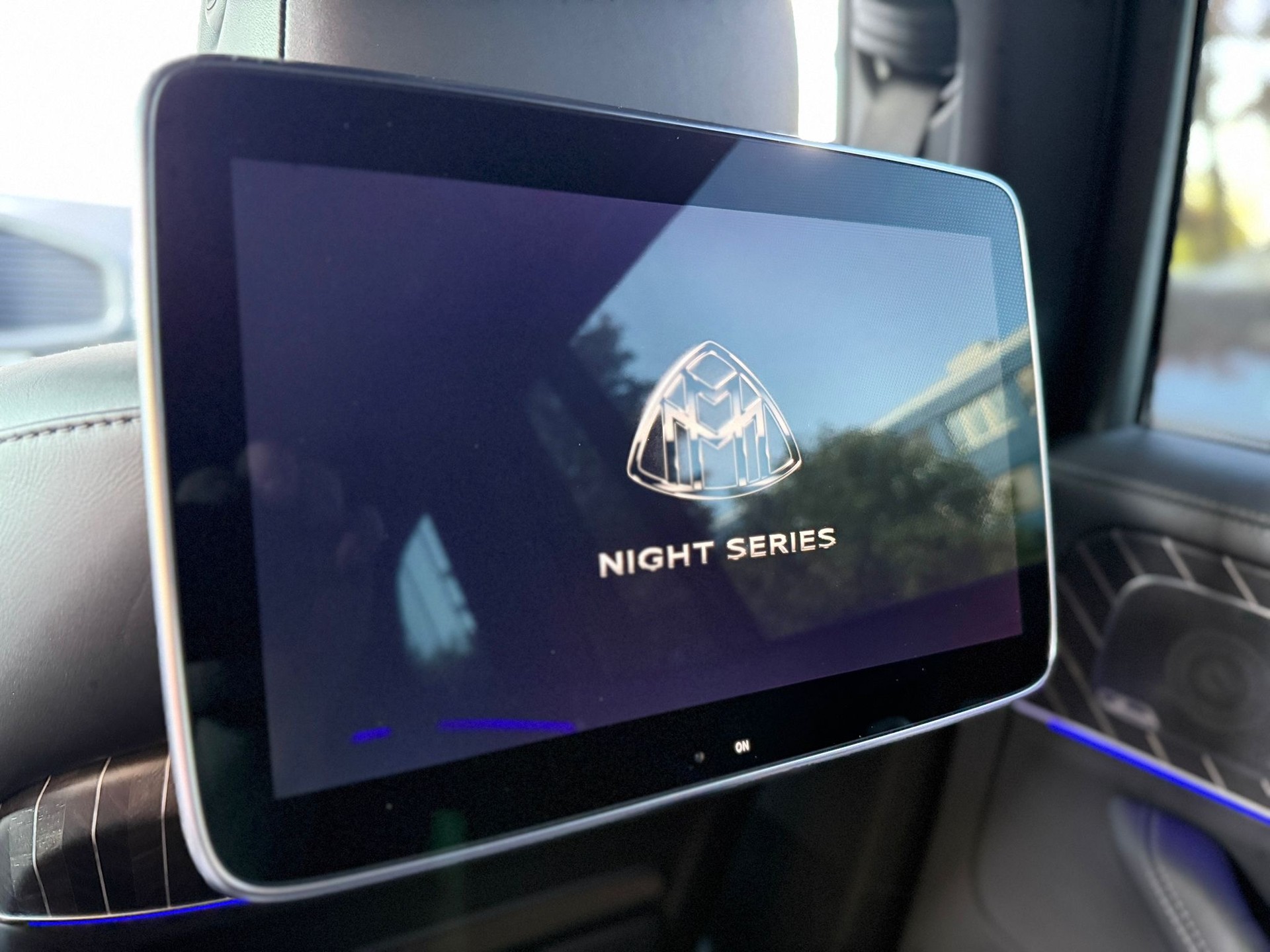 MERCEDES-BENZ GLS 600 4matic+ Maybach Night Star Facelift-image-27