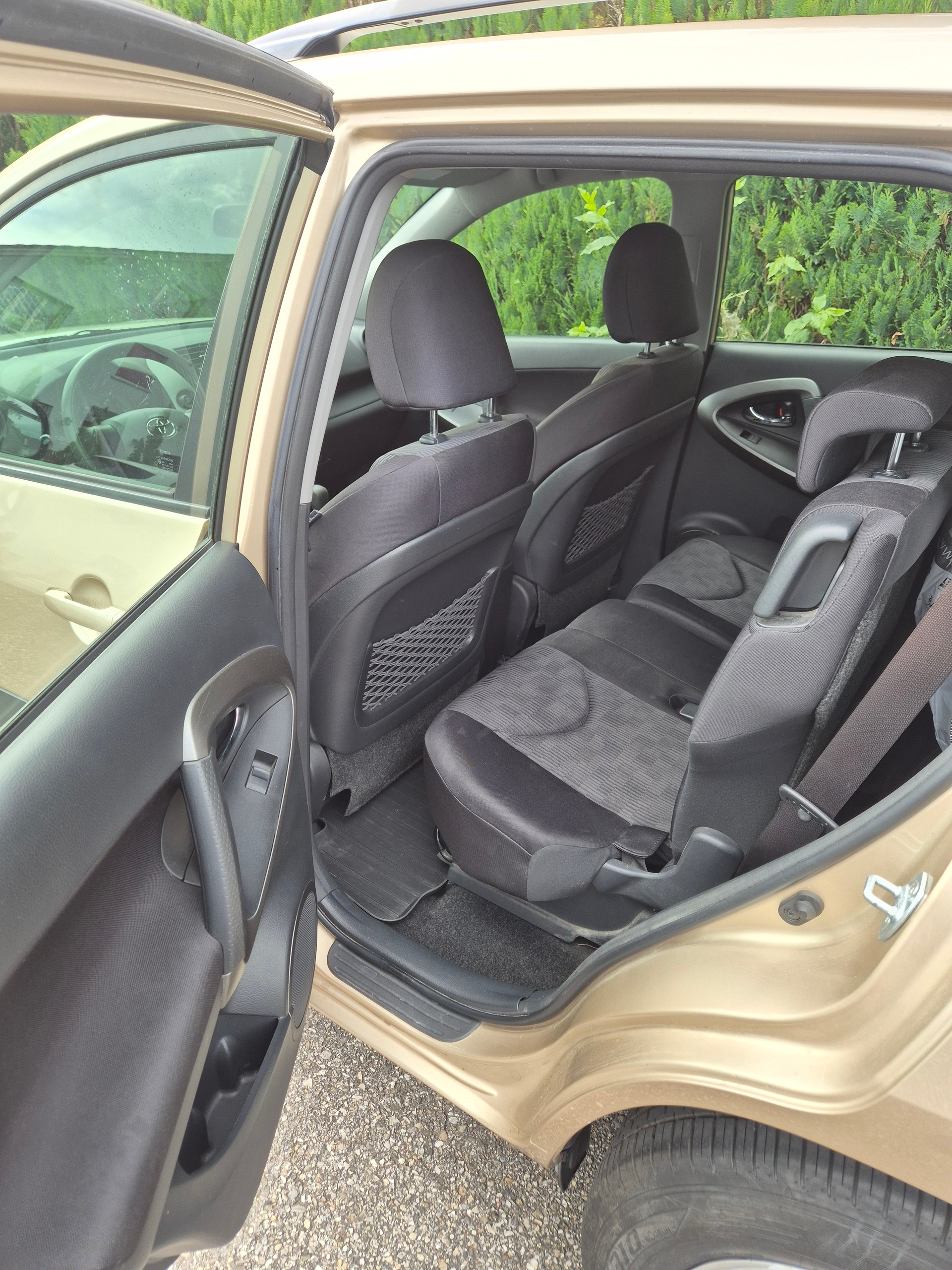 TOYOTA RAV-4 2.0 16V Linea Luna Multidrive-image-8