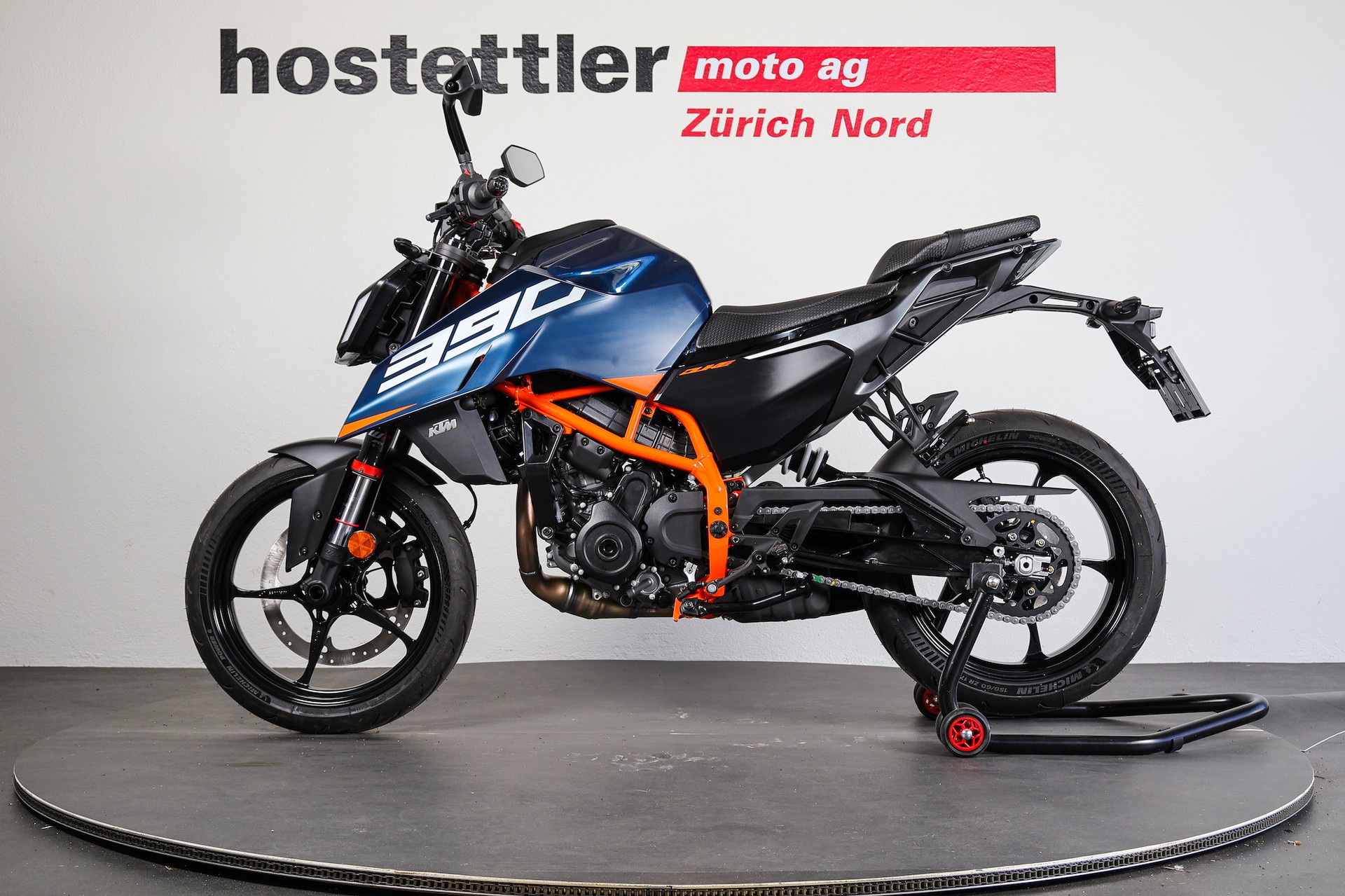 KTM 390 Duke-image-4