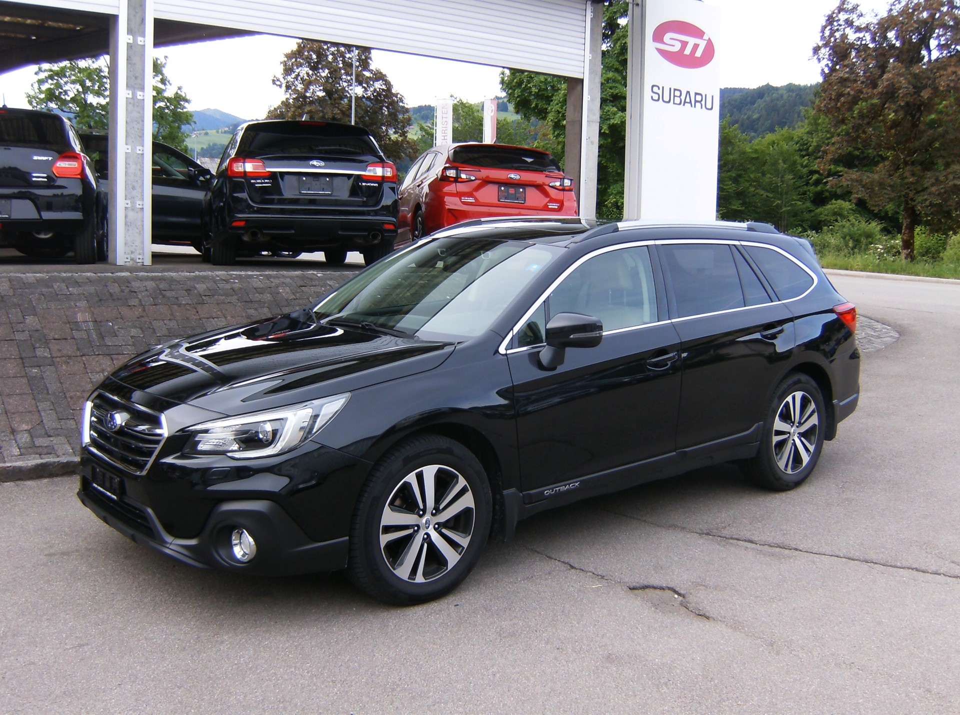 SUBARU Outback 2.5i Luxury AWD Lineartronic
