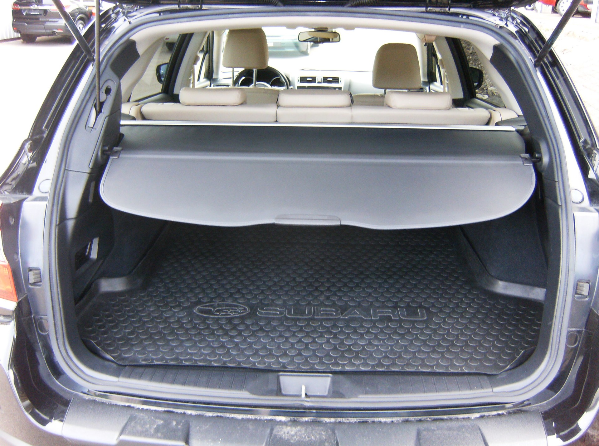 SUBARU Outback 2.5i Luxury AWD Lineartronic-image-7