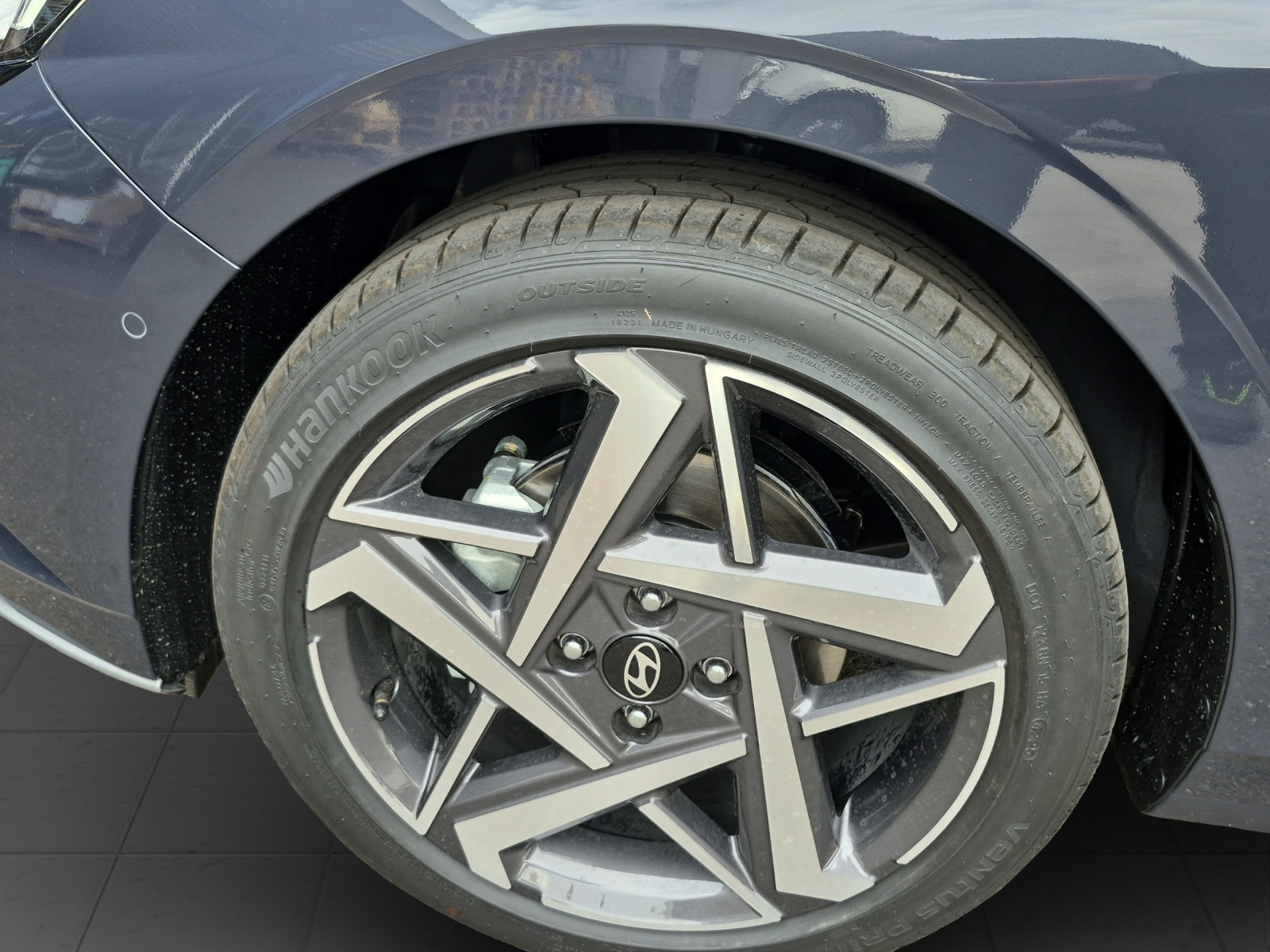 HYUNDAI i20 1.0 T-GDi Vertex Sunroof-image-13