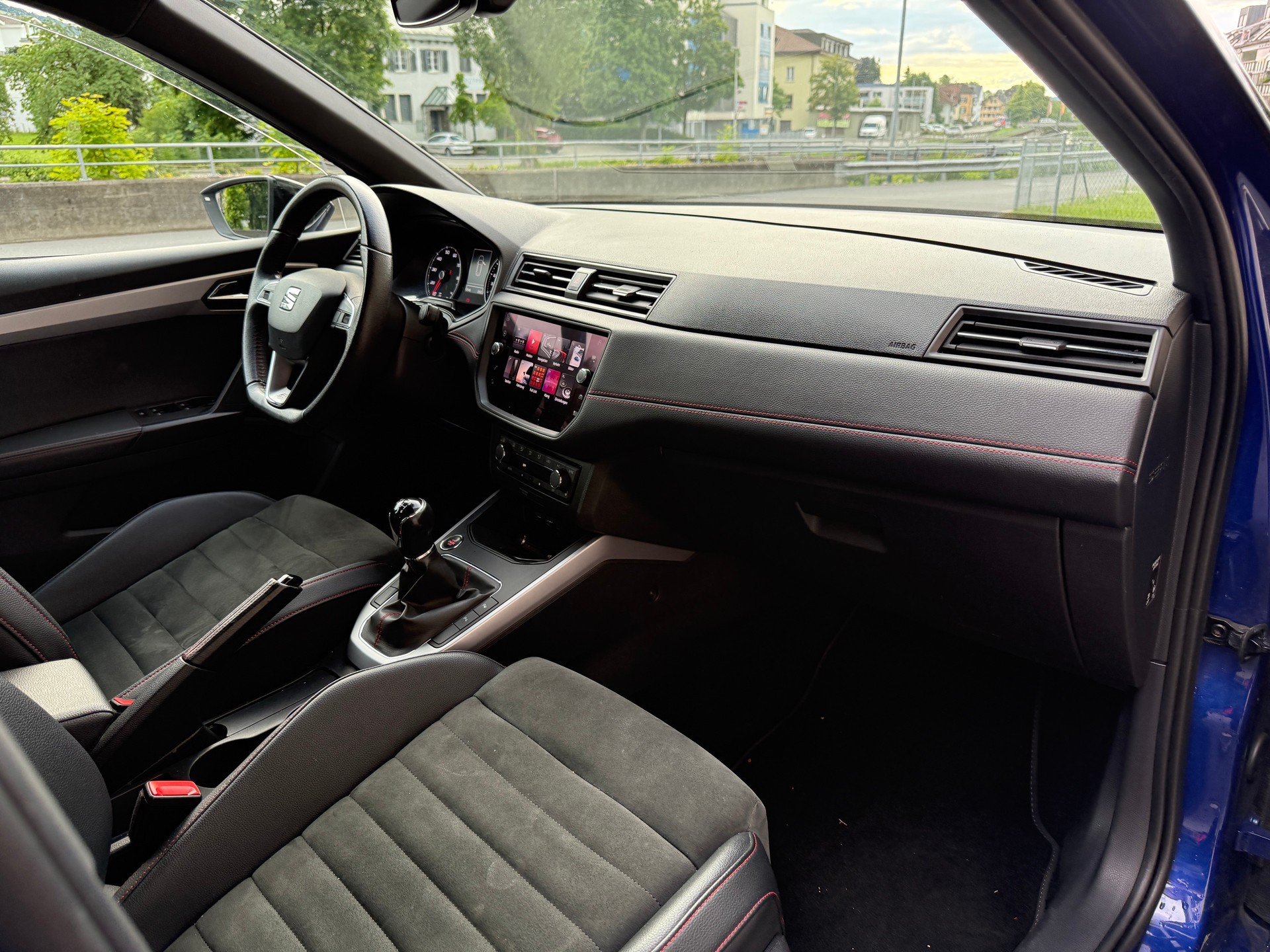 SEAT Arona 1.0 TGI CNG FR-image-7