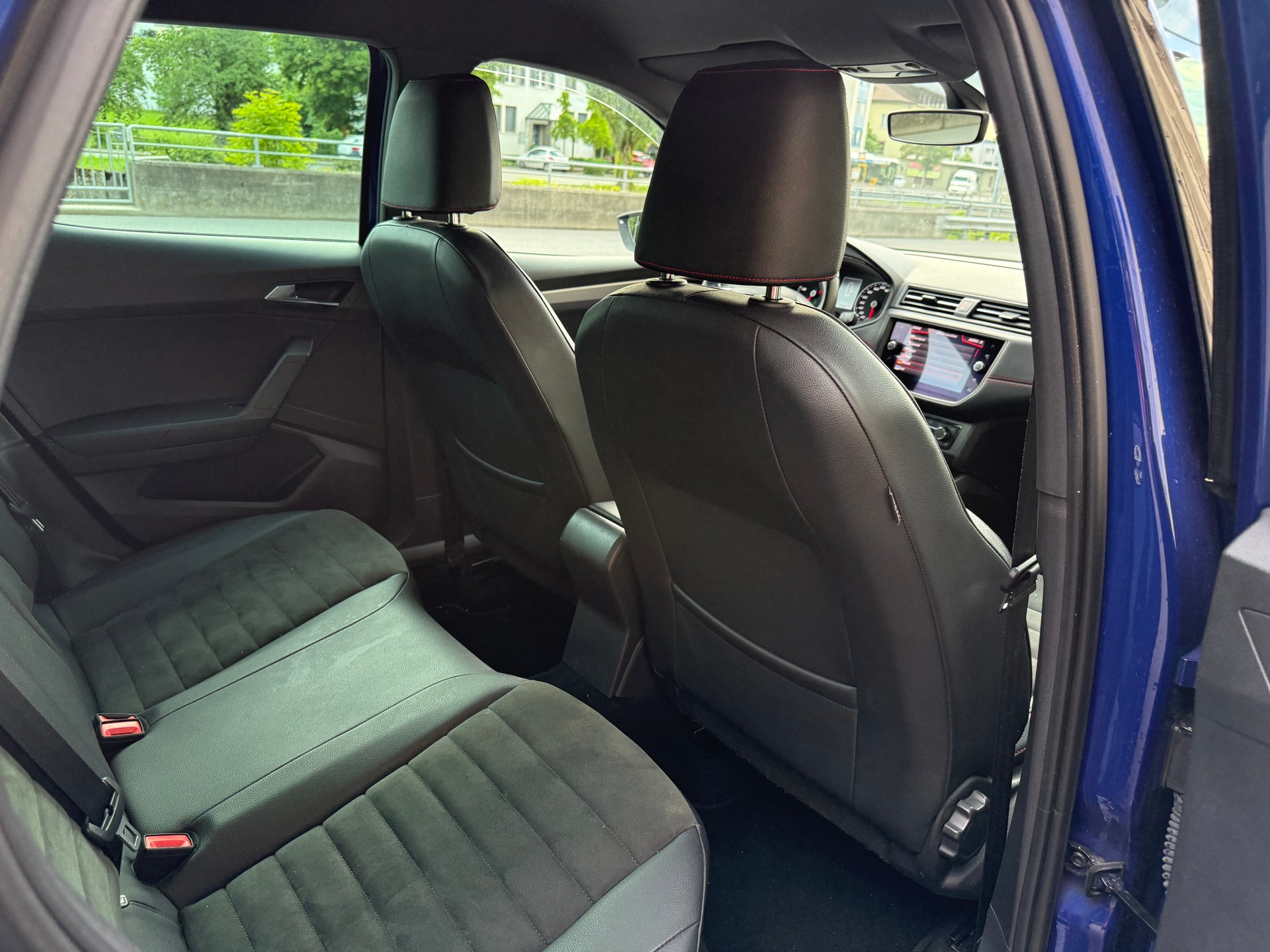 SEAT Arona 1.0 TGI CNG FR-image-8