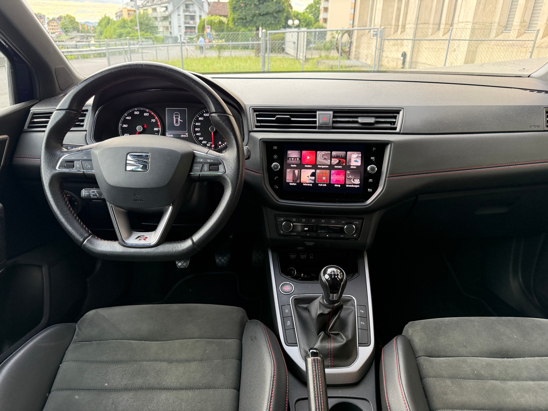 SEAT Arona 1.0 TGI CNG FR-image-6