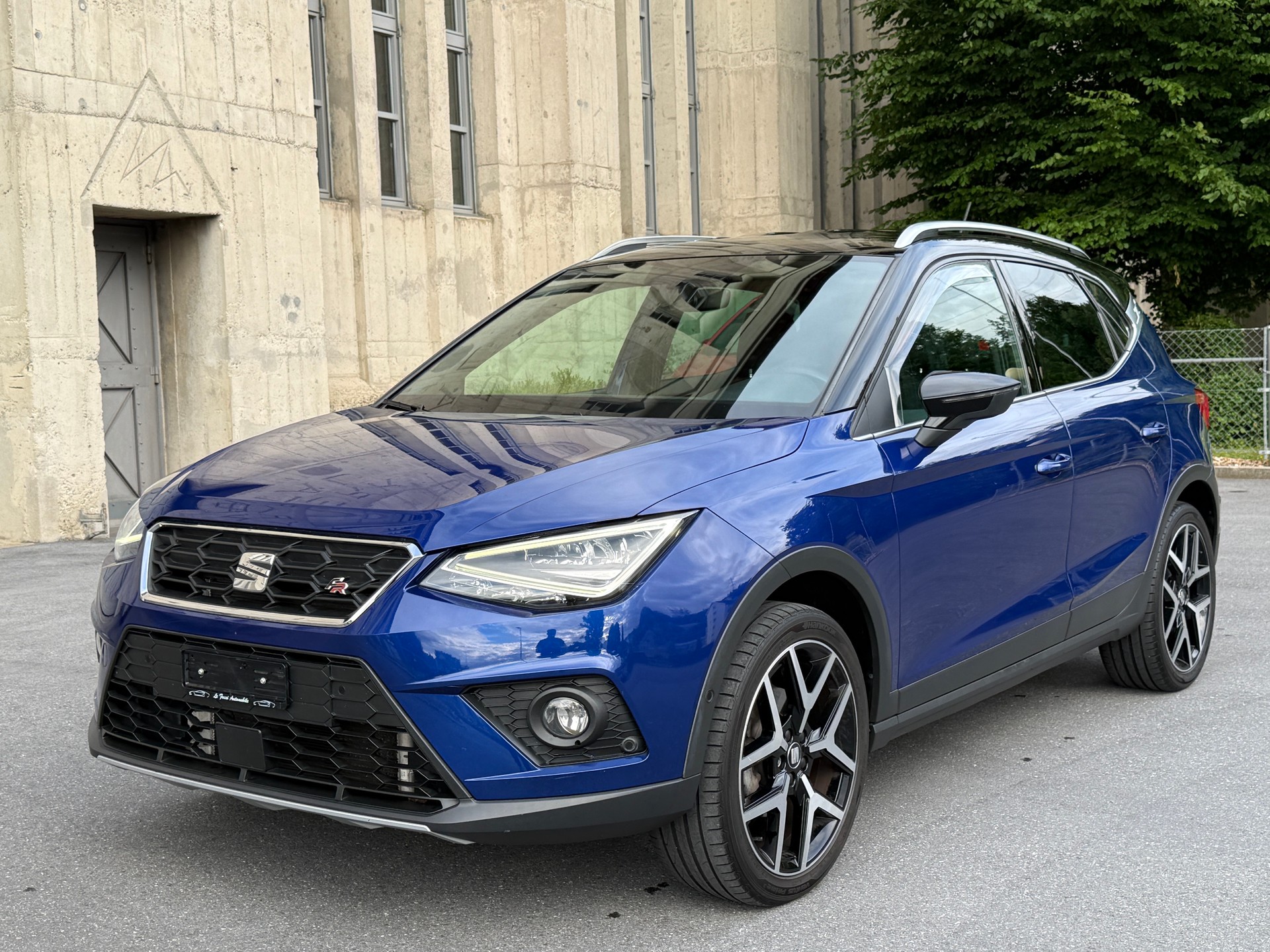 SEAT Arona 1.0 TGI CNG FR-image-0