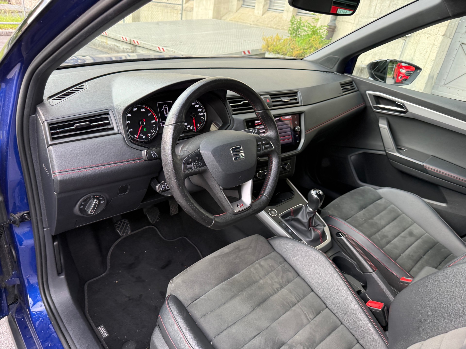 SEAT Arona 1.0 TGI CNG FR-image-5