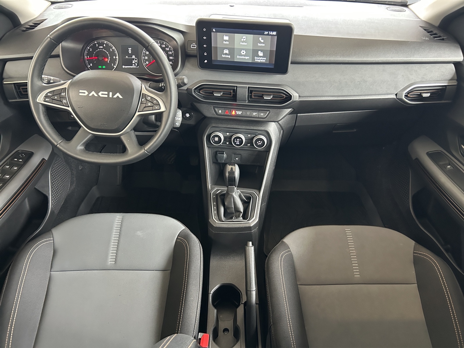 DACIA Sandero 1.0 TCe Stepway Extreme-image-11