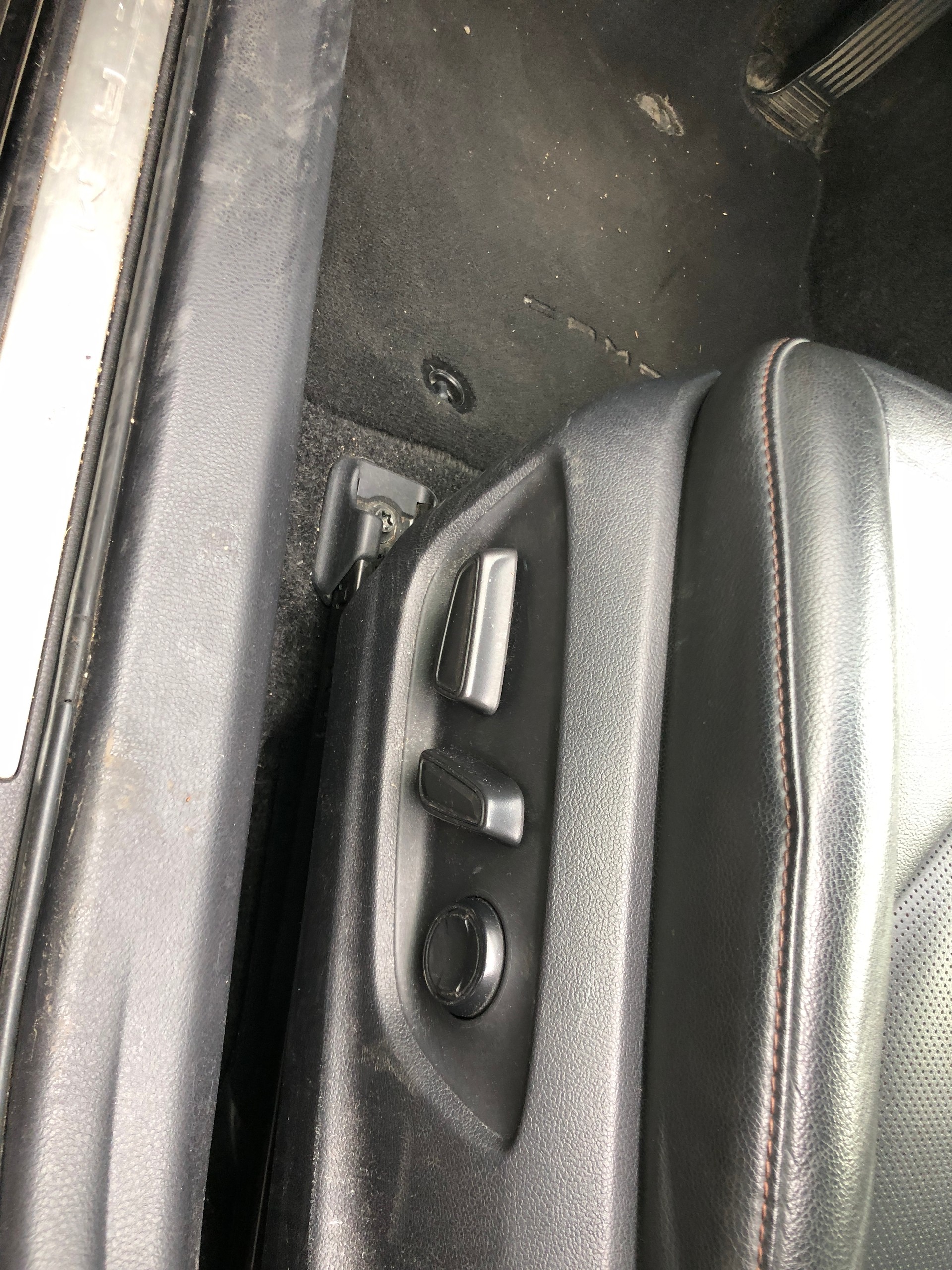 TOYOTA Camry 2.5 HSD e-CVT Premium-image-16
