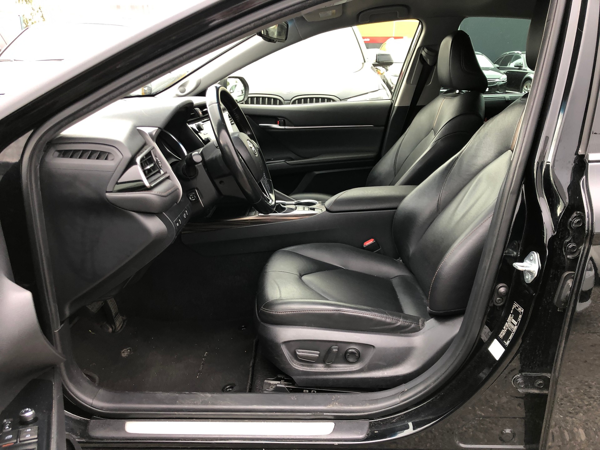 TOYOTA Camry 2.5 HSD e-CVT Premium-image-19