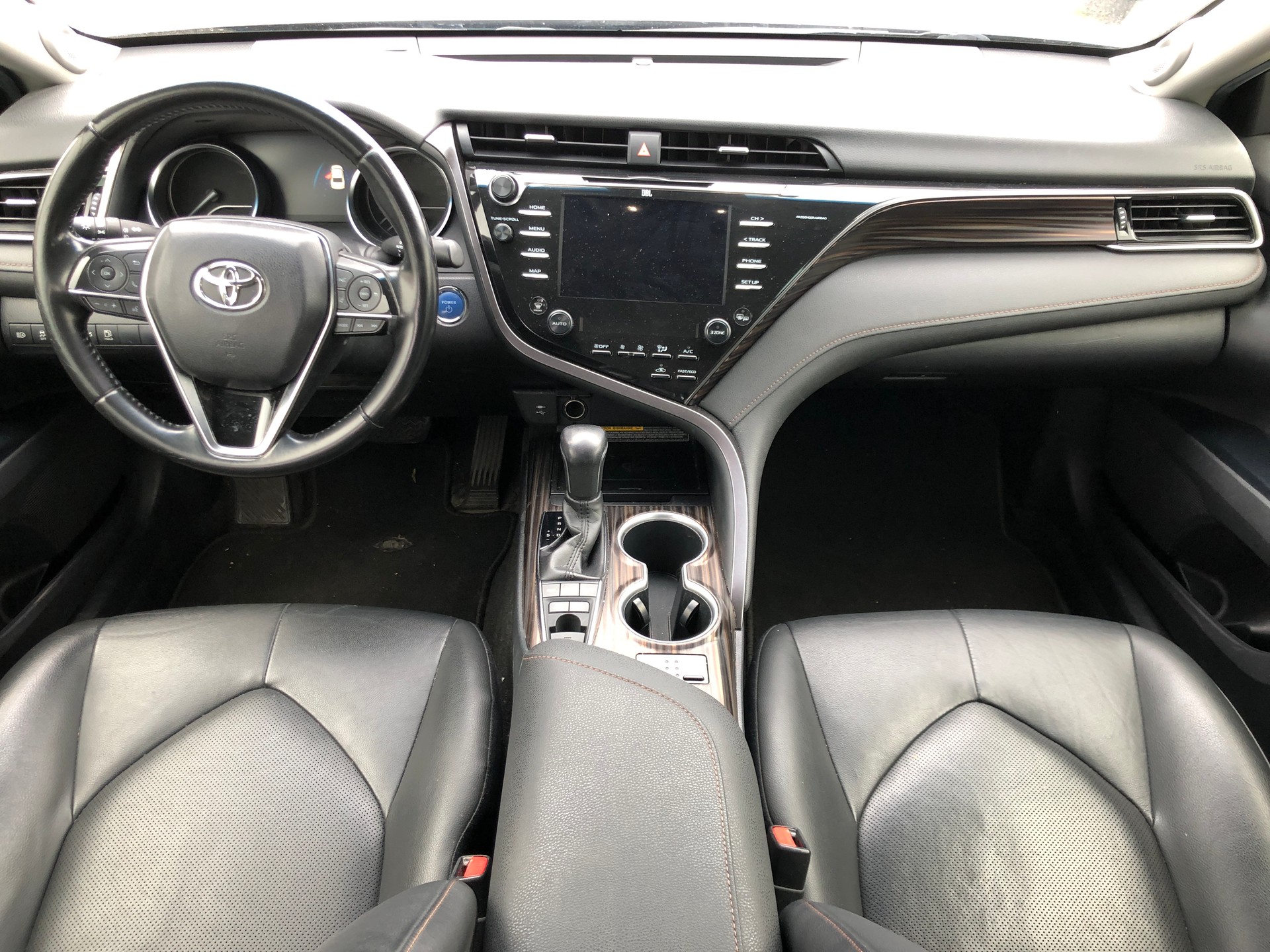 TOYOTA Camry 2.5 HSD e-CVT Premium-image-18