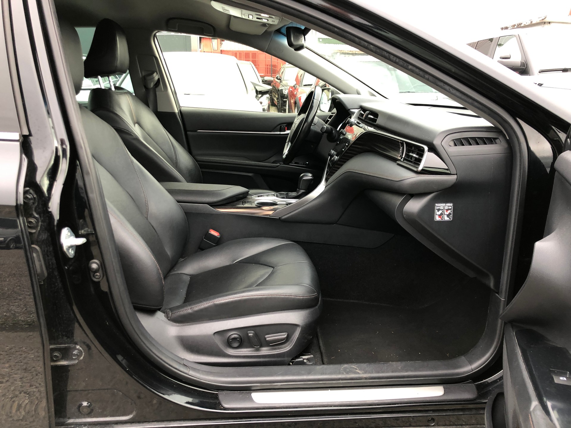 TOYOTA Camry 2.5 HSD e-CVT Premium-image-20