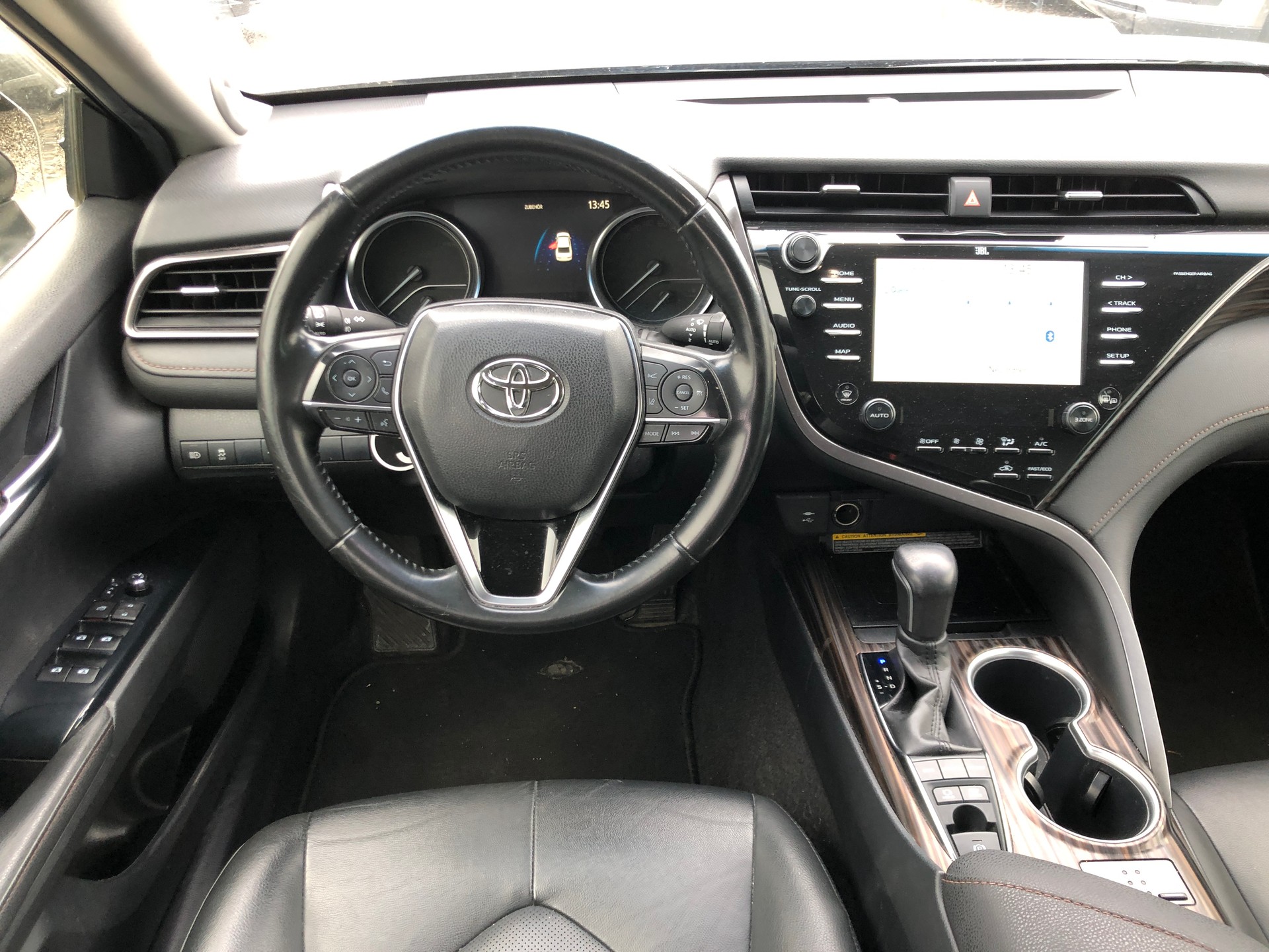 TOYOTA Camry 2.5 HSD e-CVT Premium-image-17