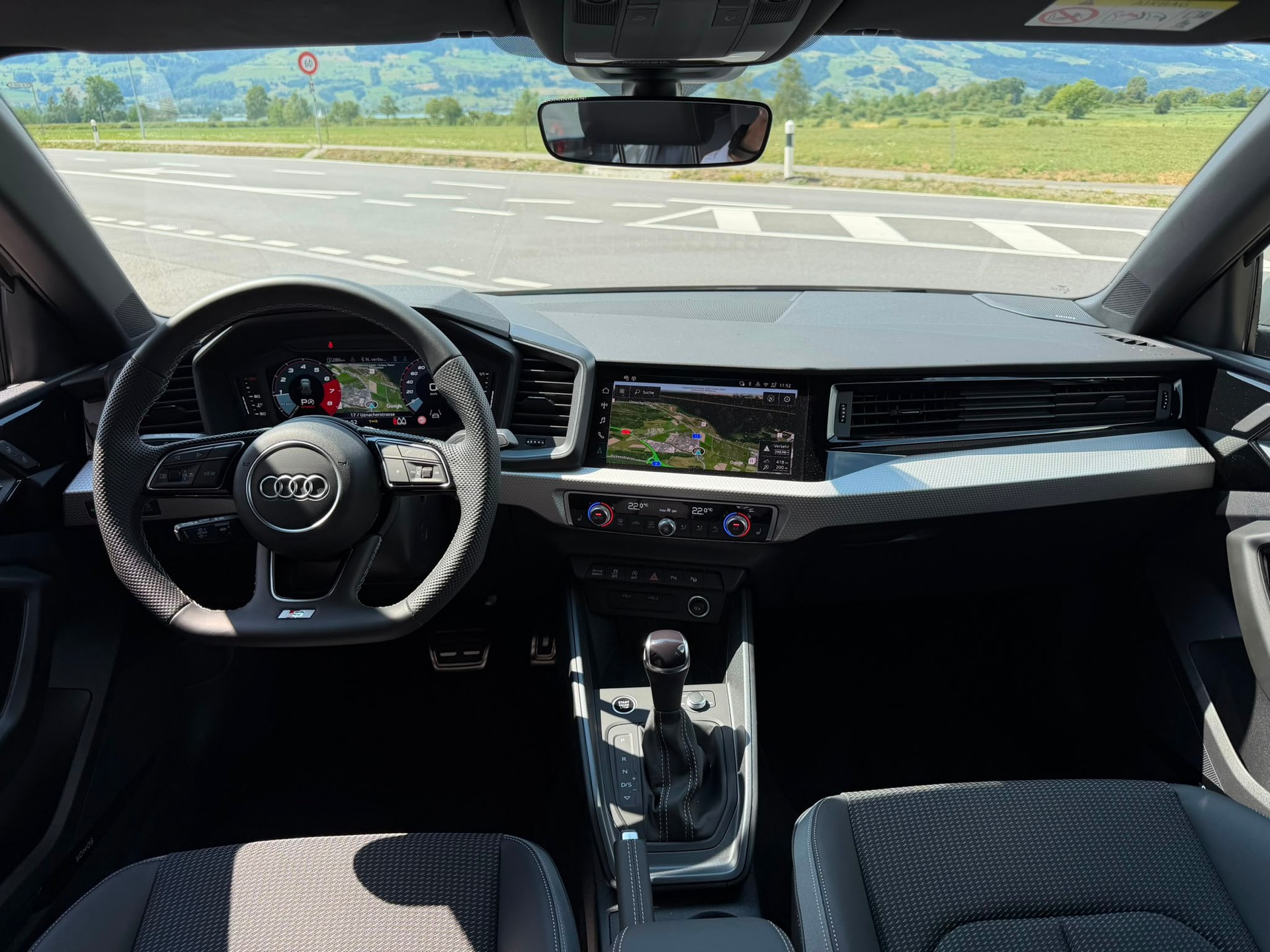 AUDI A1 Sportback 40 TFSI S Line S-tronic-image-8