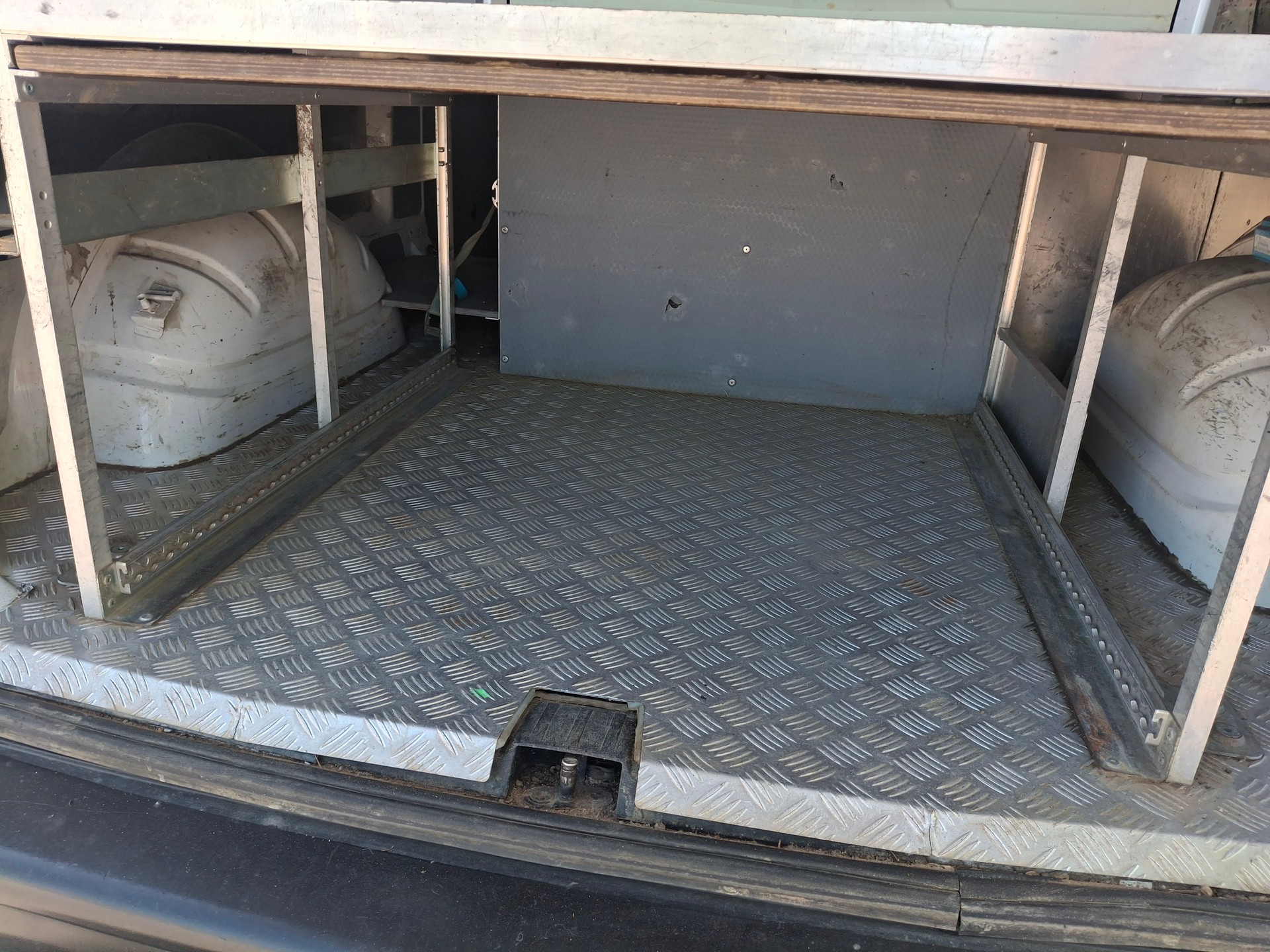 VW T5 2.0 TDI 4Motion-image-26