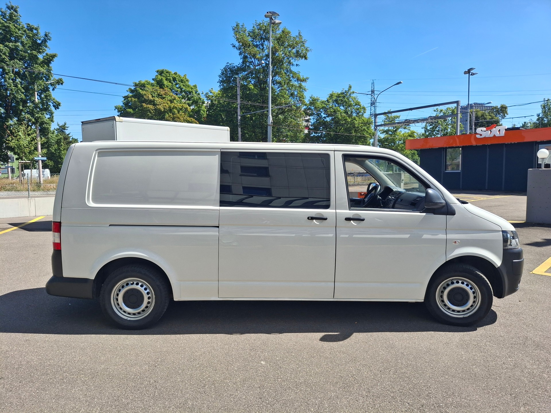 VW T5 2.0 TDI 4Motion-image-12