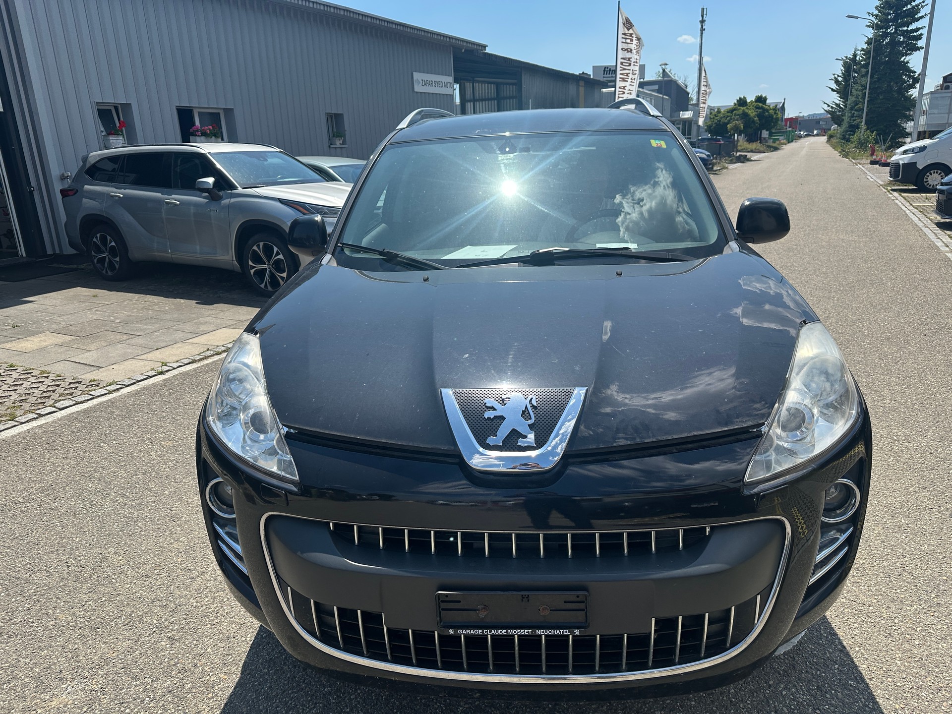 PEUGEOT 4007 2.2 HDi Lion Edition DCS6-image-1