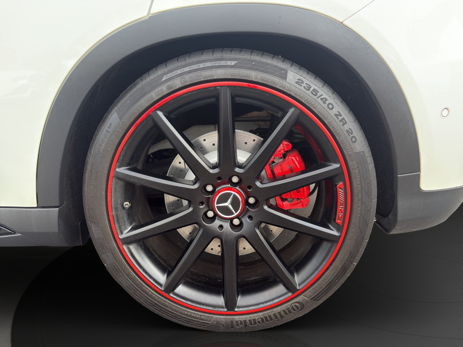 MERCEDES-BENZ GLA 45 AMG 4Matic 7G-DCT-image-6