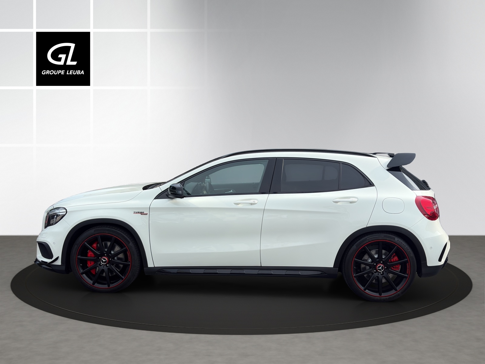 MERCEDES-BENZ GLA 45 AMG 4Matic 7G-DCT-image-2
