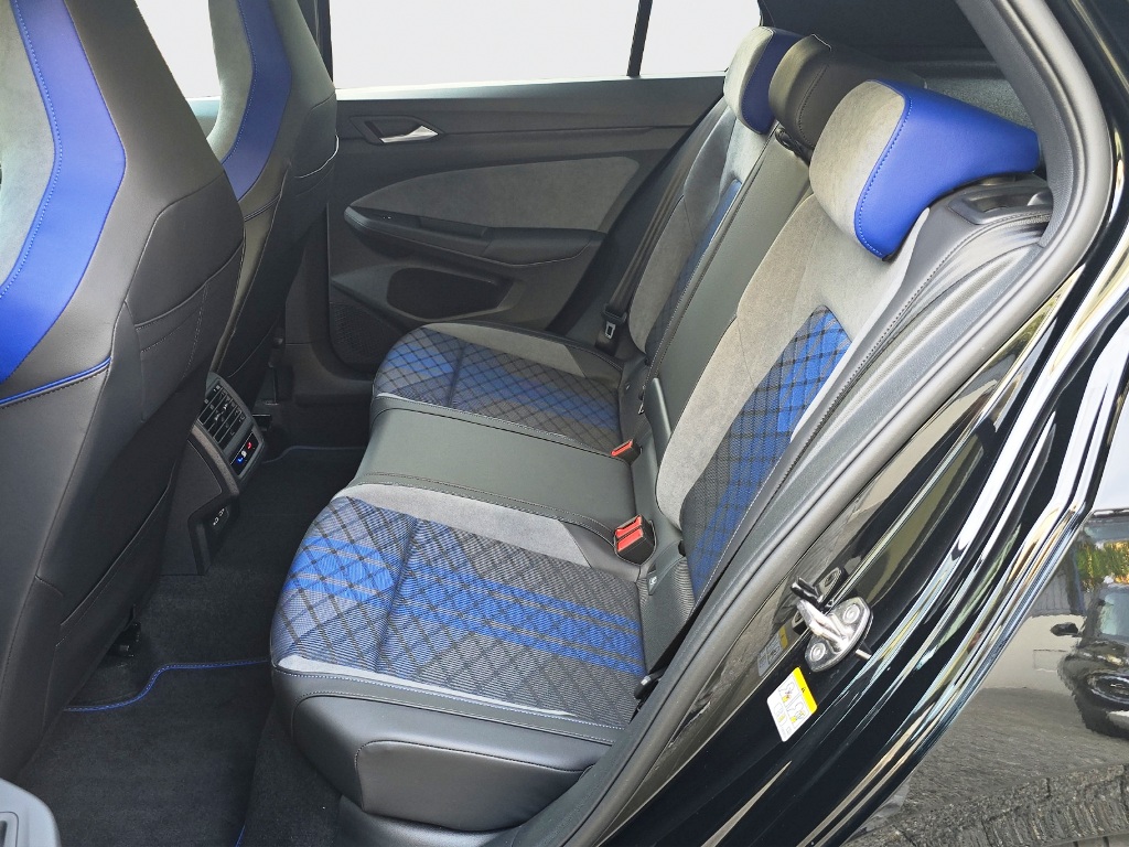 VW Golf VIII 2.0 TSI R DSG 4motion-image-20
