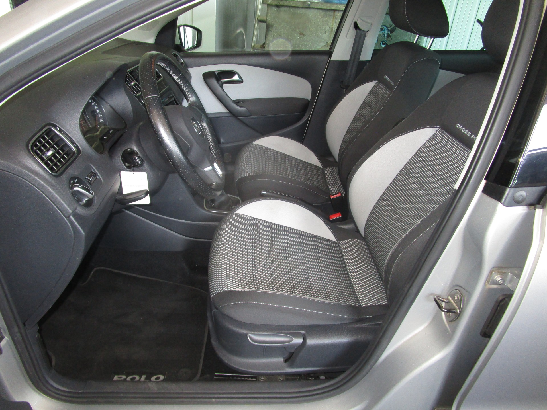 VW CrossPolo 1.2 TSI-image-7