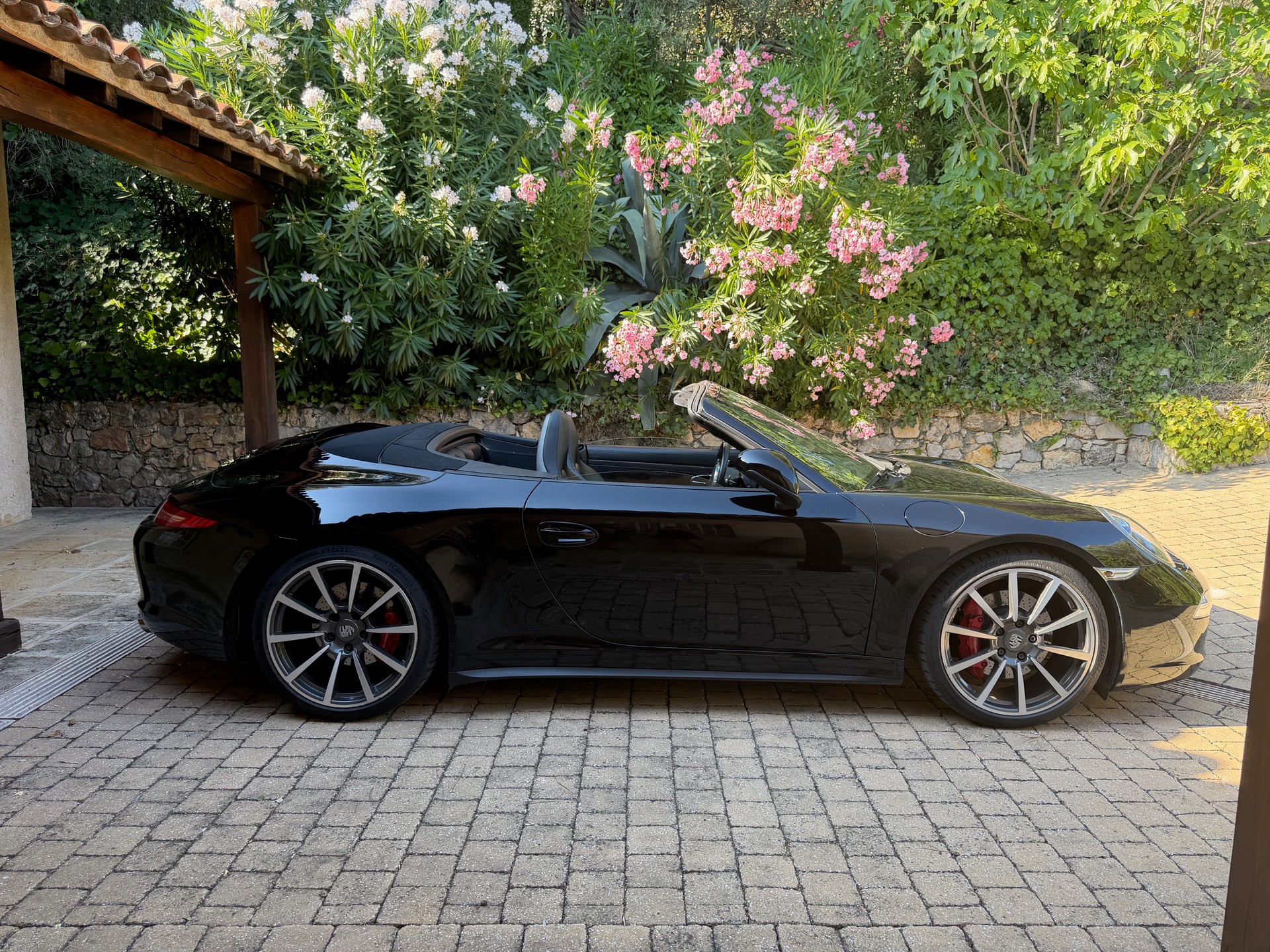 PORSCHE 911-image-0