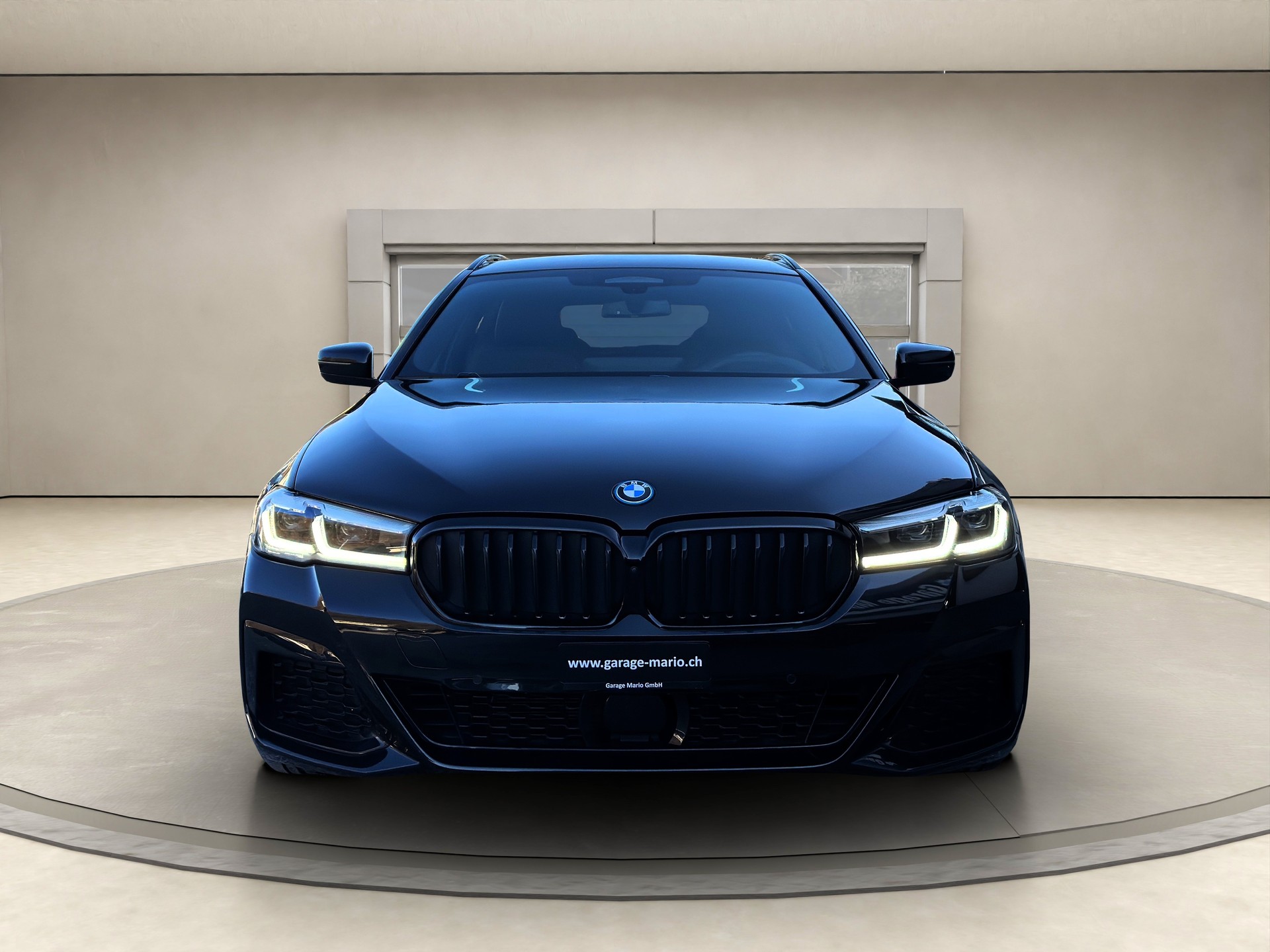BMW 530e xDrive Touring Pure❗M Sport❗Steptronic✅CH-Fahrzeug & Werksgarantie und Gratis-Service✅-image-1