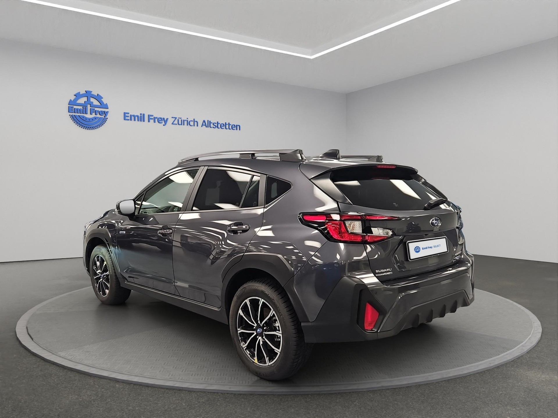 SUBARU Crosstrek 2.0i e-Boxer Swiss Plus-image-1