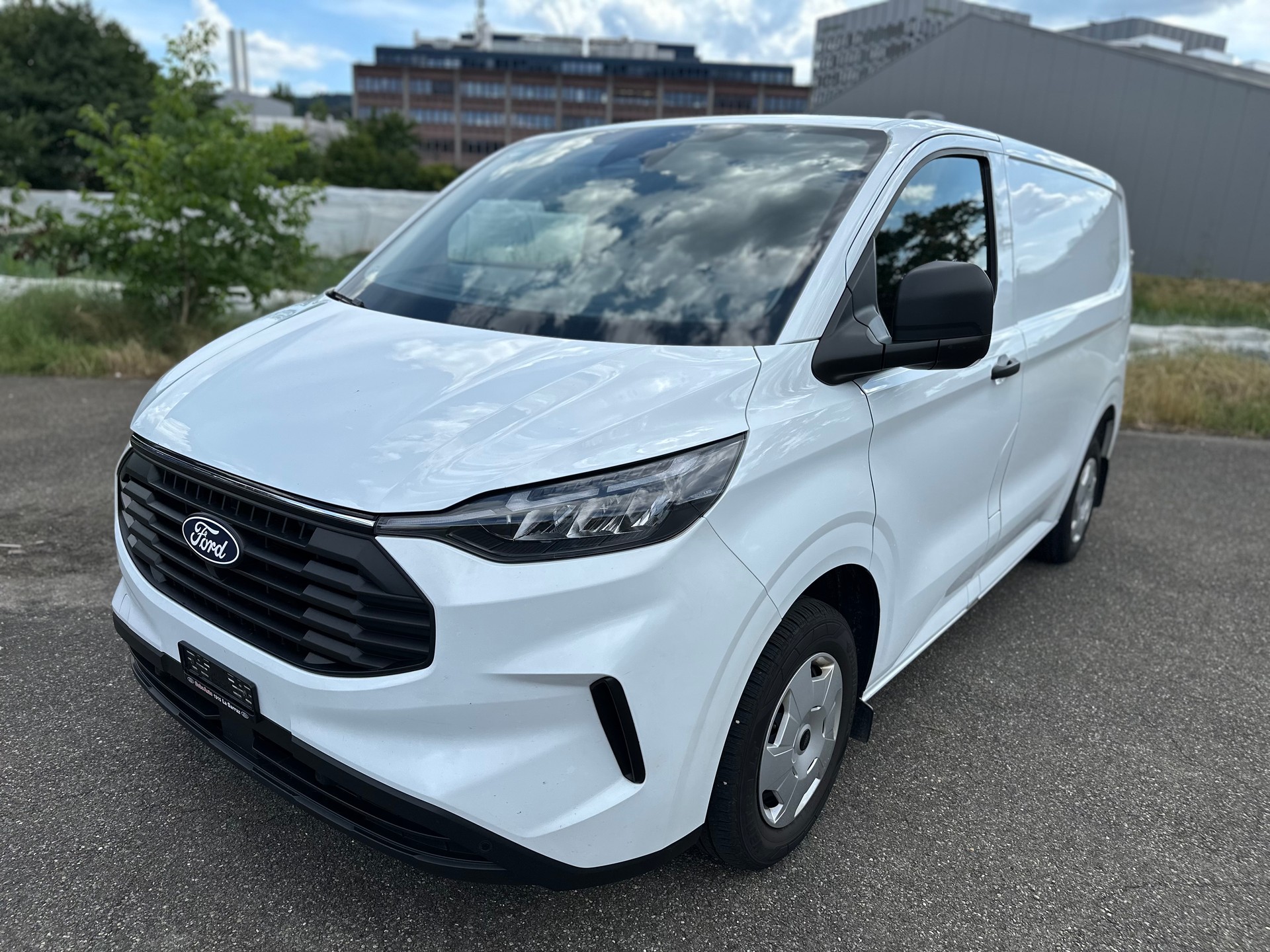 FORD Transit Custom Van 320 L1H1 Trend Automat 4x4-image-0