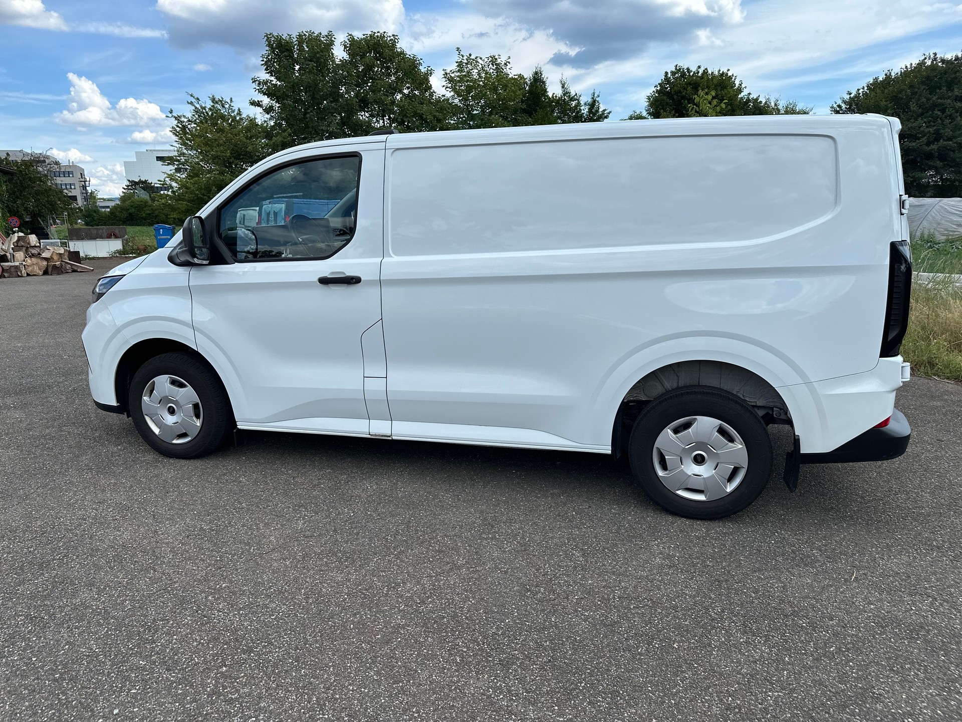 FORD Transit Custom Van 320 L1H1 Trend Automat 4x4-image-7