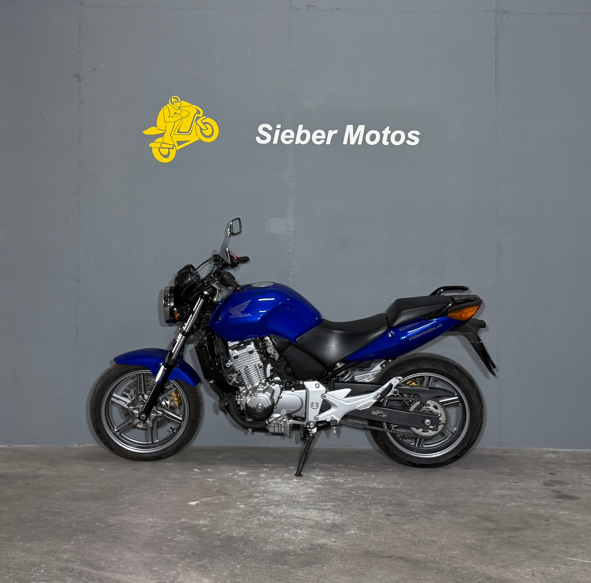 HONDA CBF 500 ABS-showroom-element-2