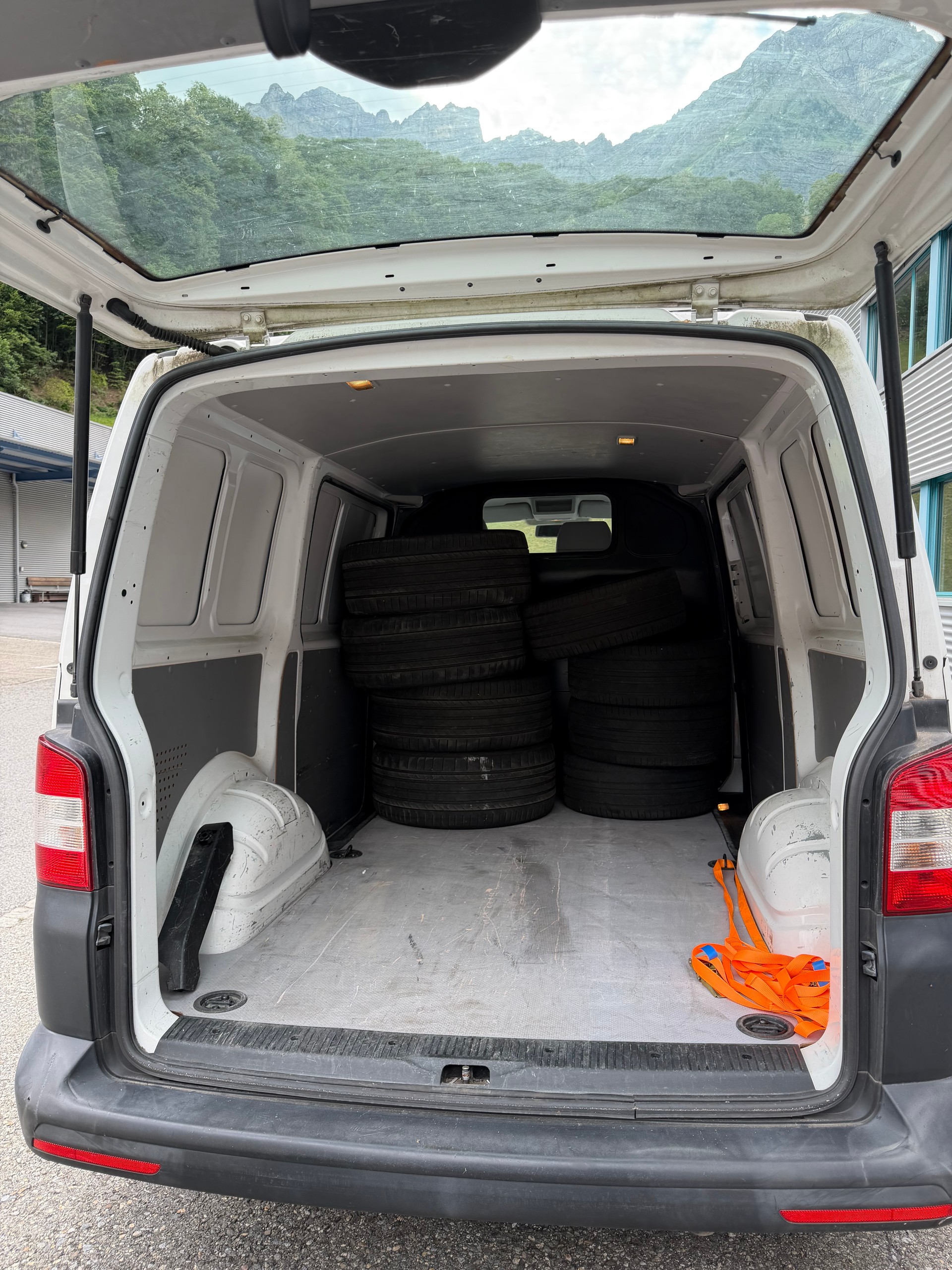 VW T5 2.0 TDI 4Motion-image-8