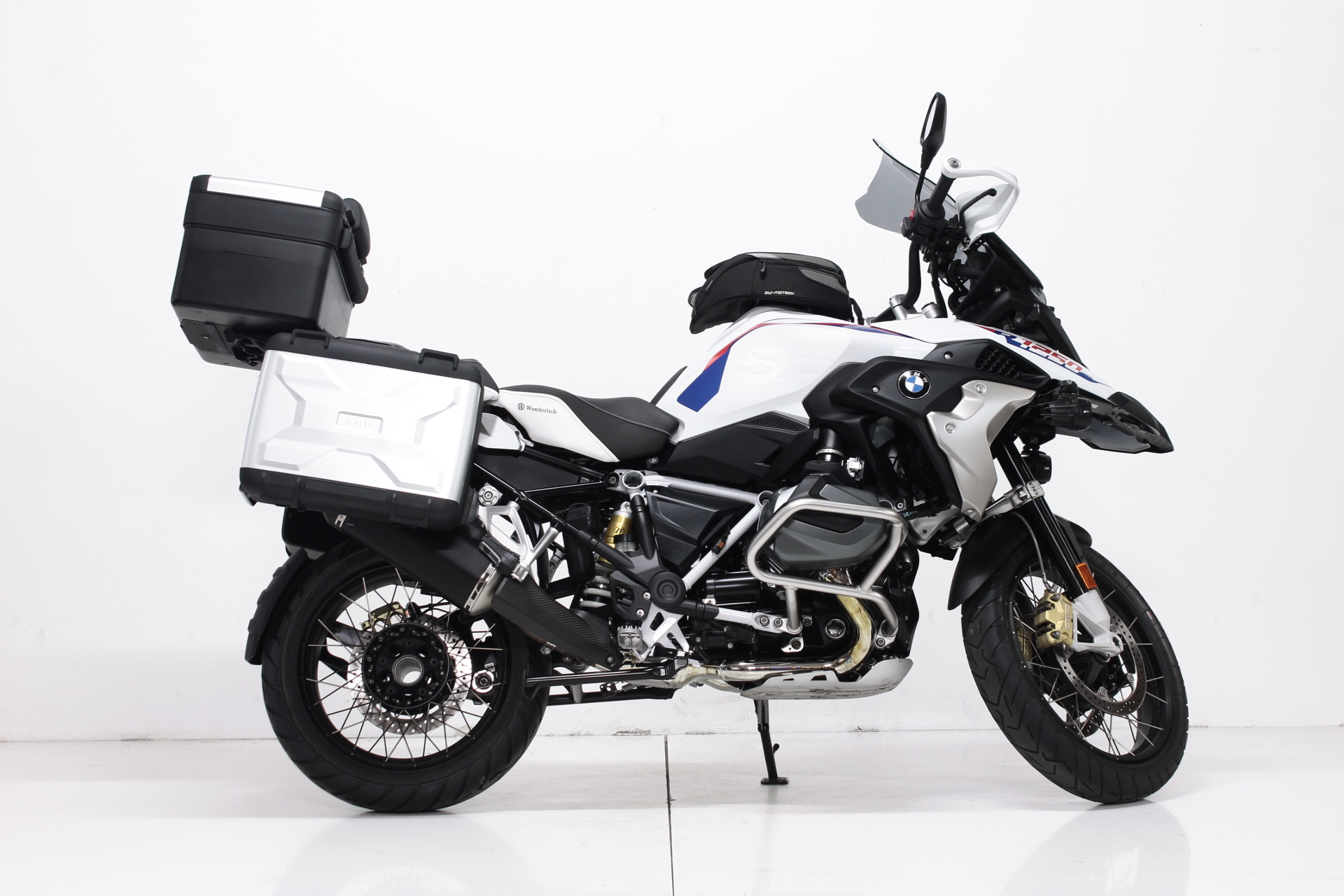 BMW R 1250 GS Rallye-showroom-element-1