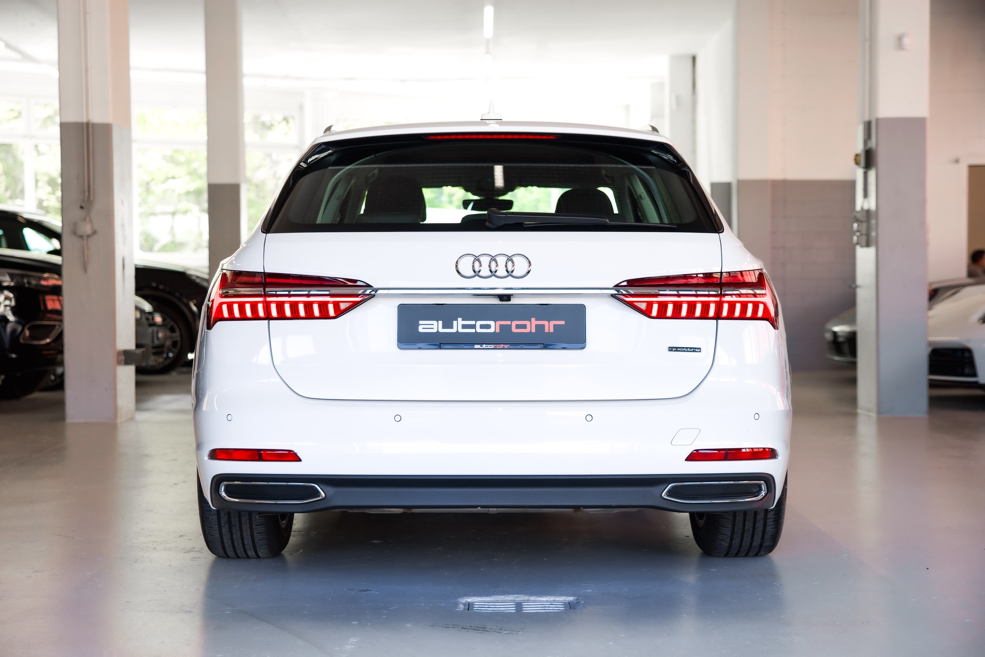 AUDI A6 Avant 45 TFSI quattro S-Tronic-image-5