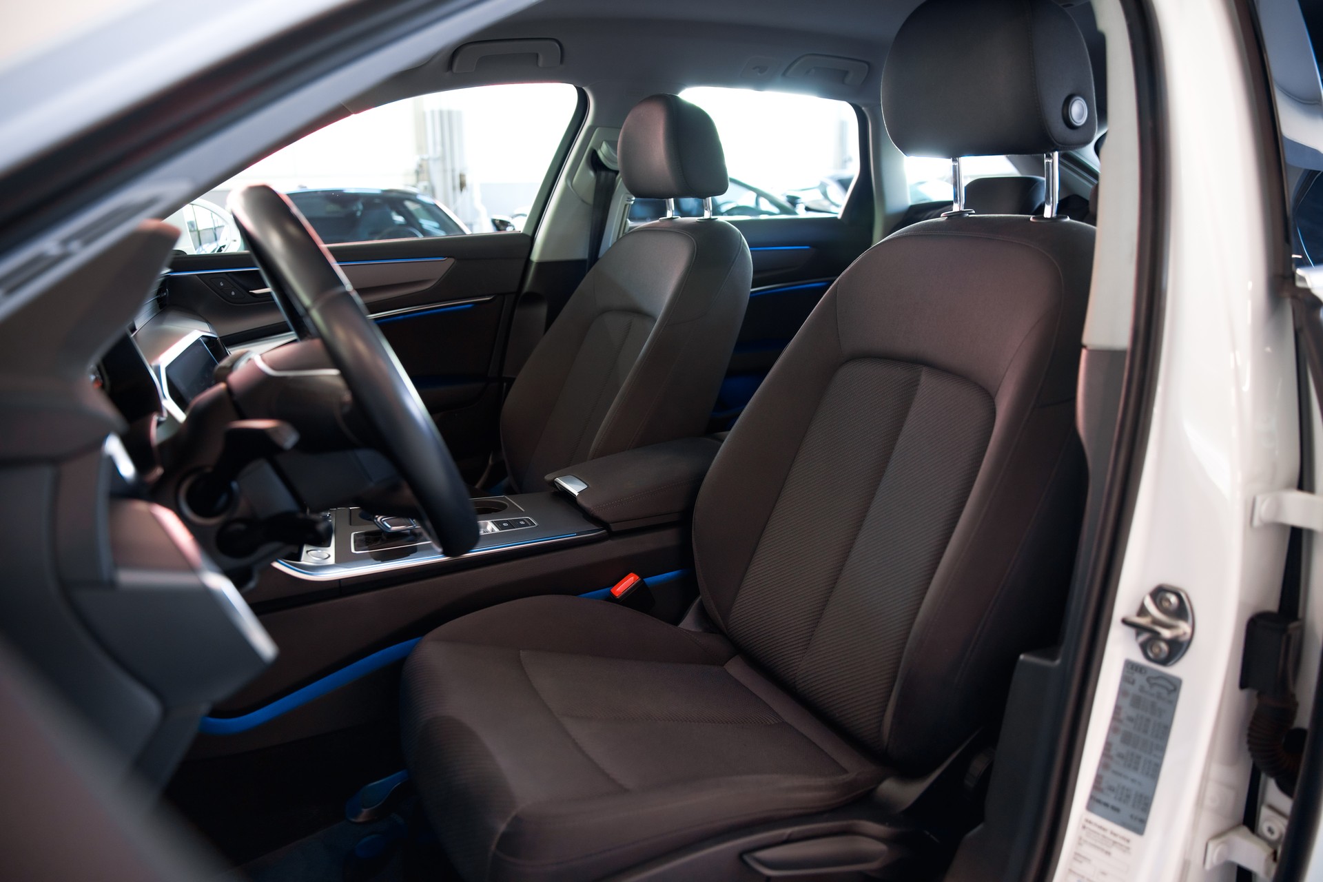 AUDI A6 Avant 45 TFSI quattro S-Tronic-image-19